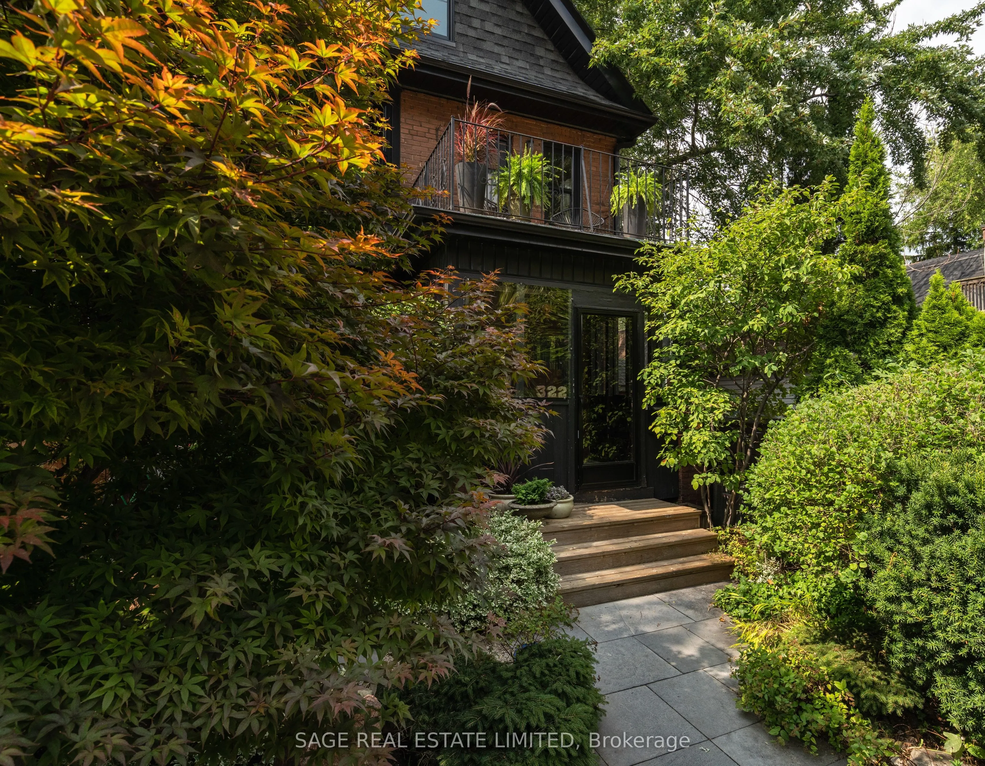 322 Sorauren Avenue