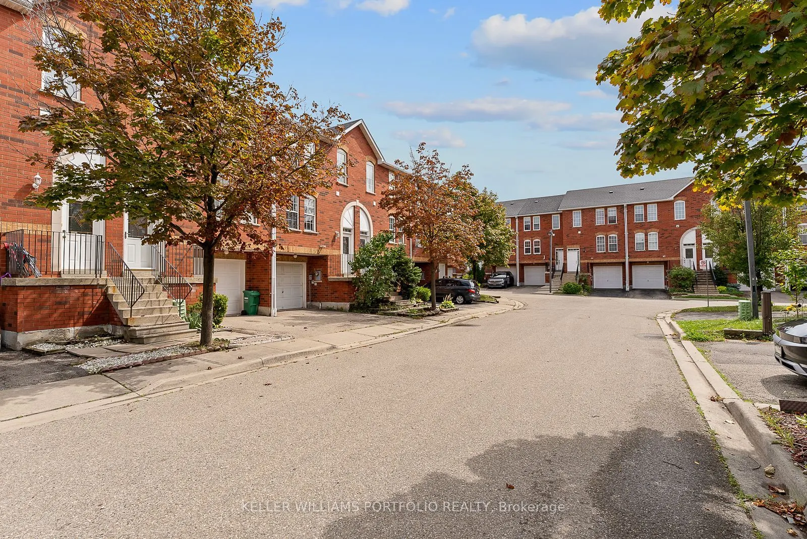 6860 Meadowvale Town Centre Circle, #21
