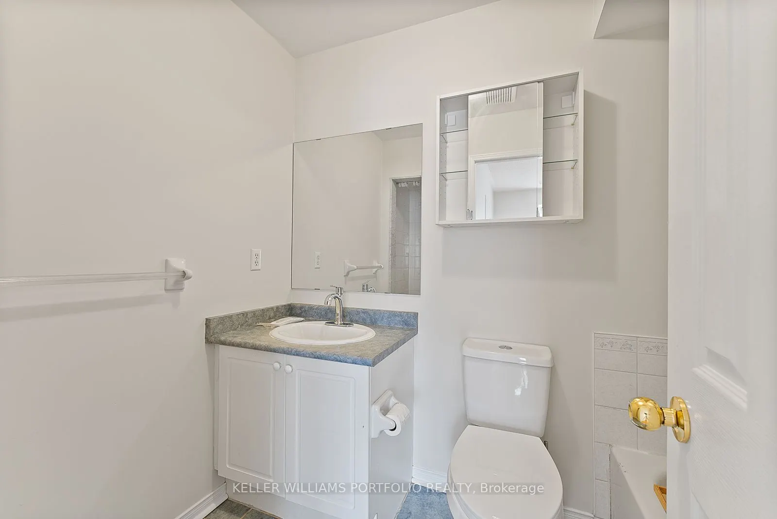 6860 Meadowvale Town Centre Circle, #21