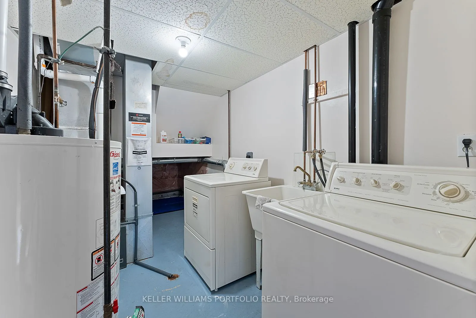 6860 Meadowvale Town Centre Circle, #21
