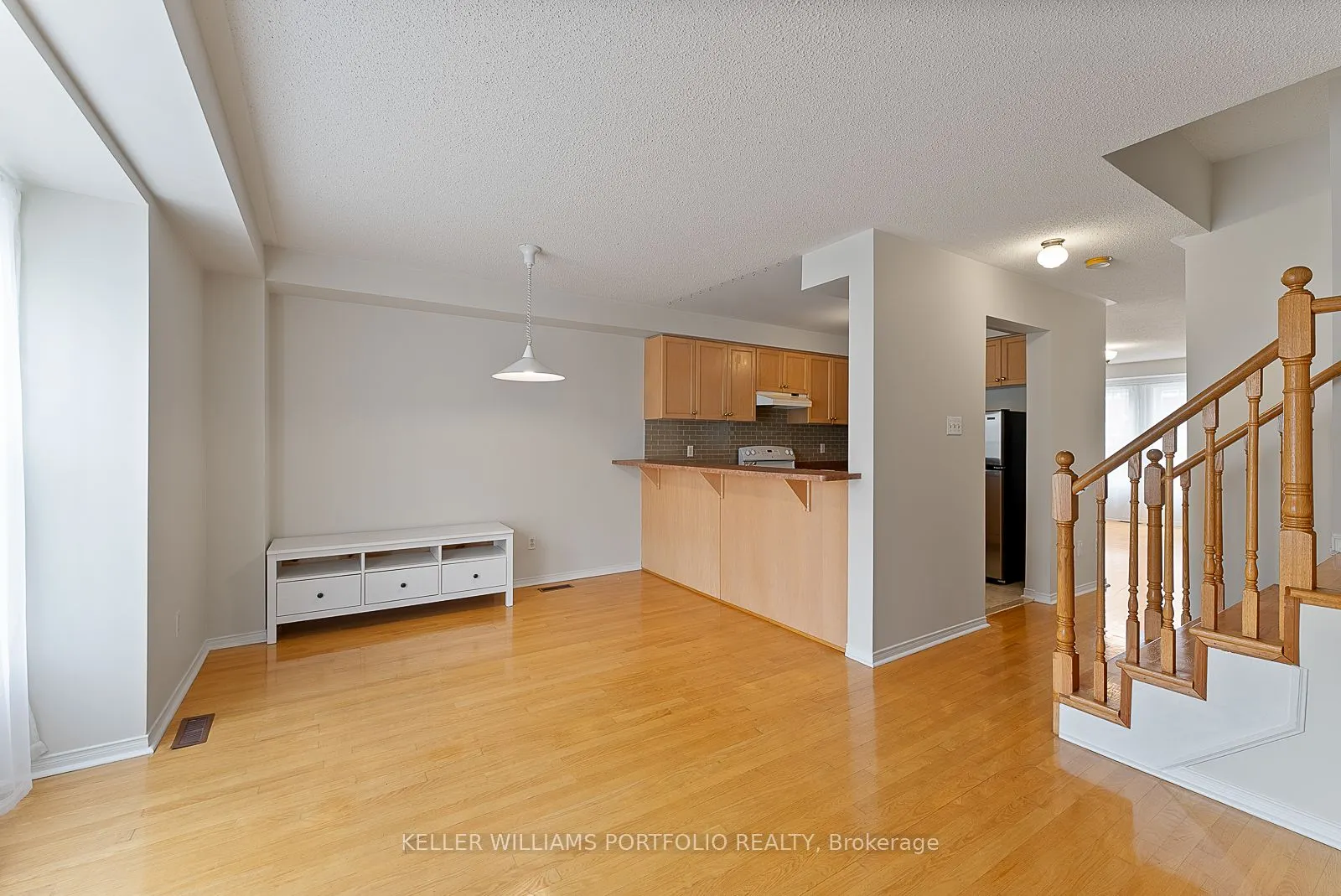 6860 Meadowvale Town Centre Circle, #21