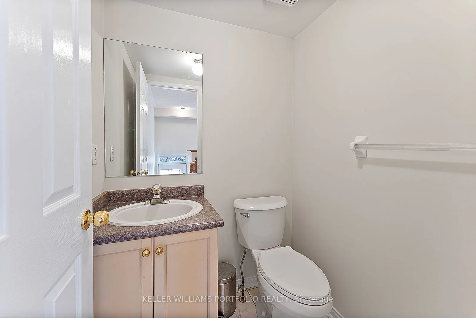 6860 Meadowvale Town Centre Circle, #21