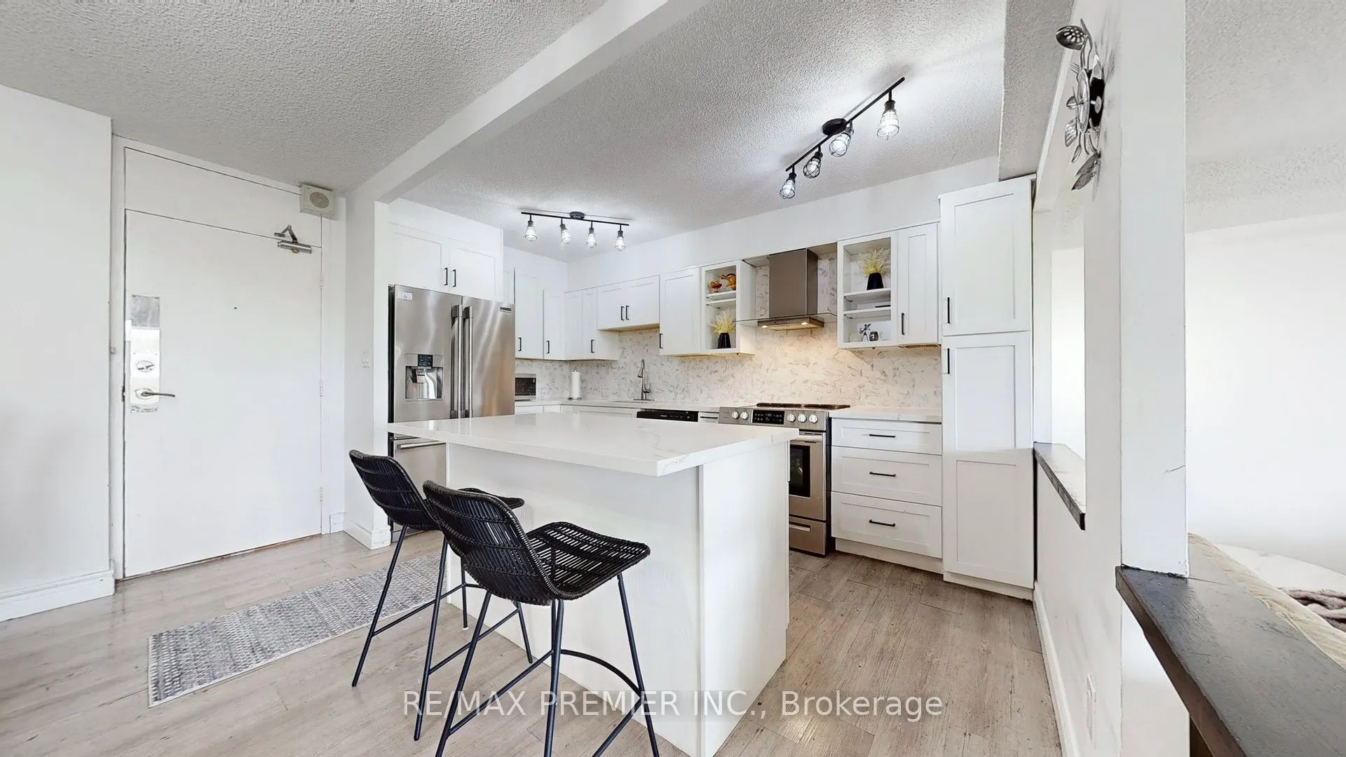 270 Scarlett Road, #710
