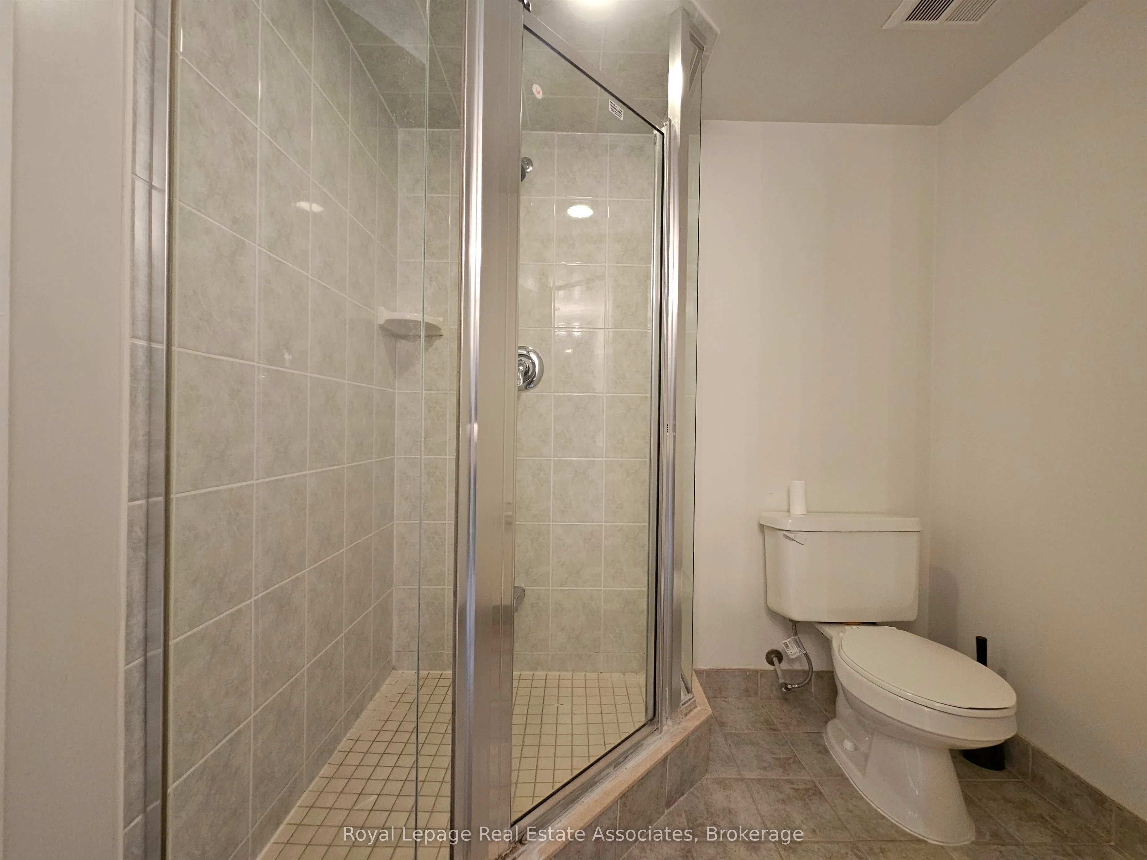 3888 Duke Of York Boulevard, #1736