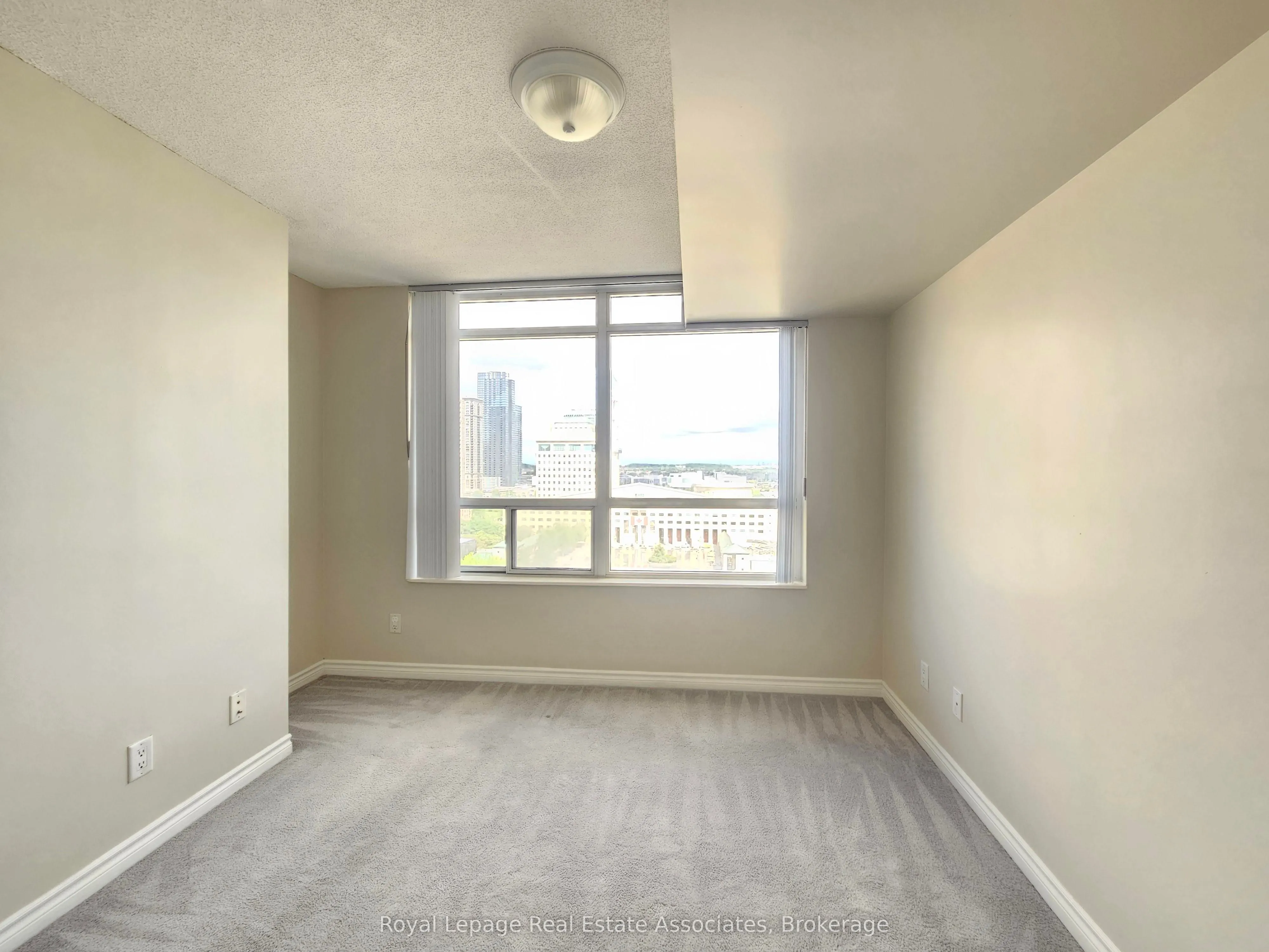 3888 Duke Of York Boulevard, #1736