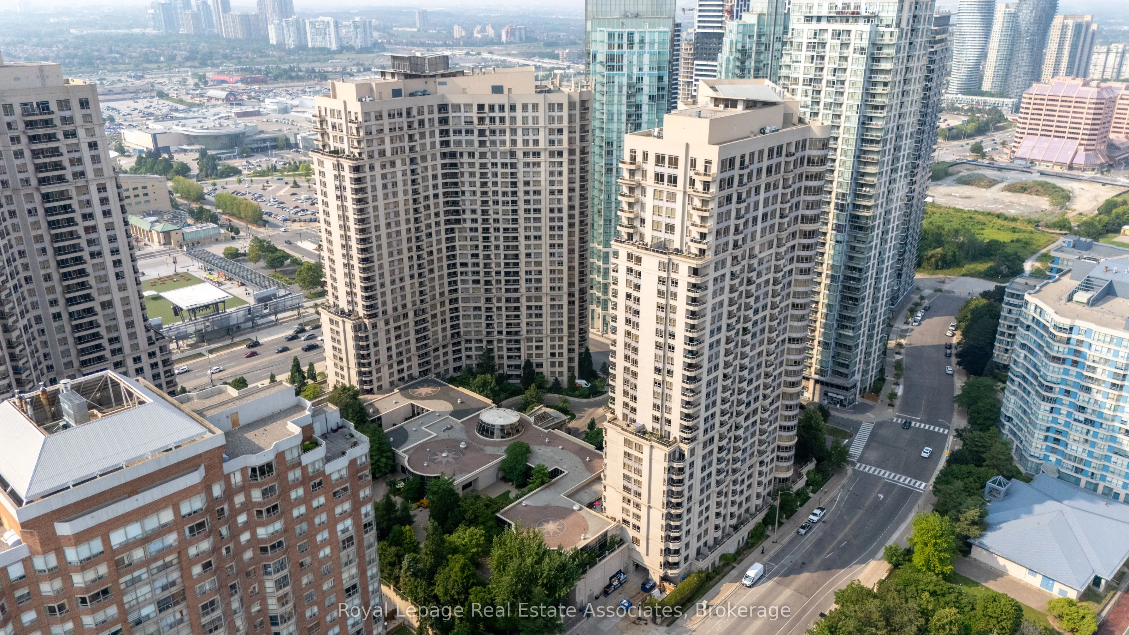 3888 Duke Of York Boulevard, #1736