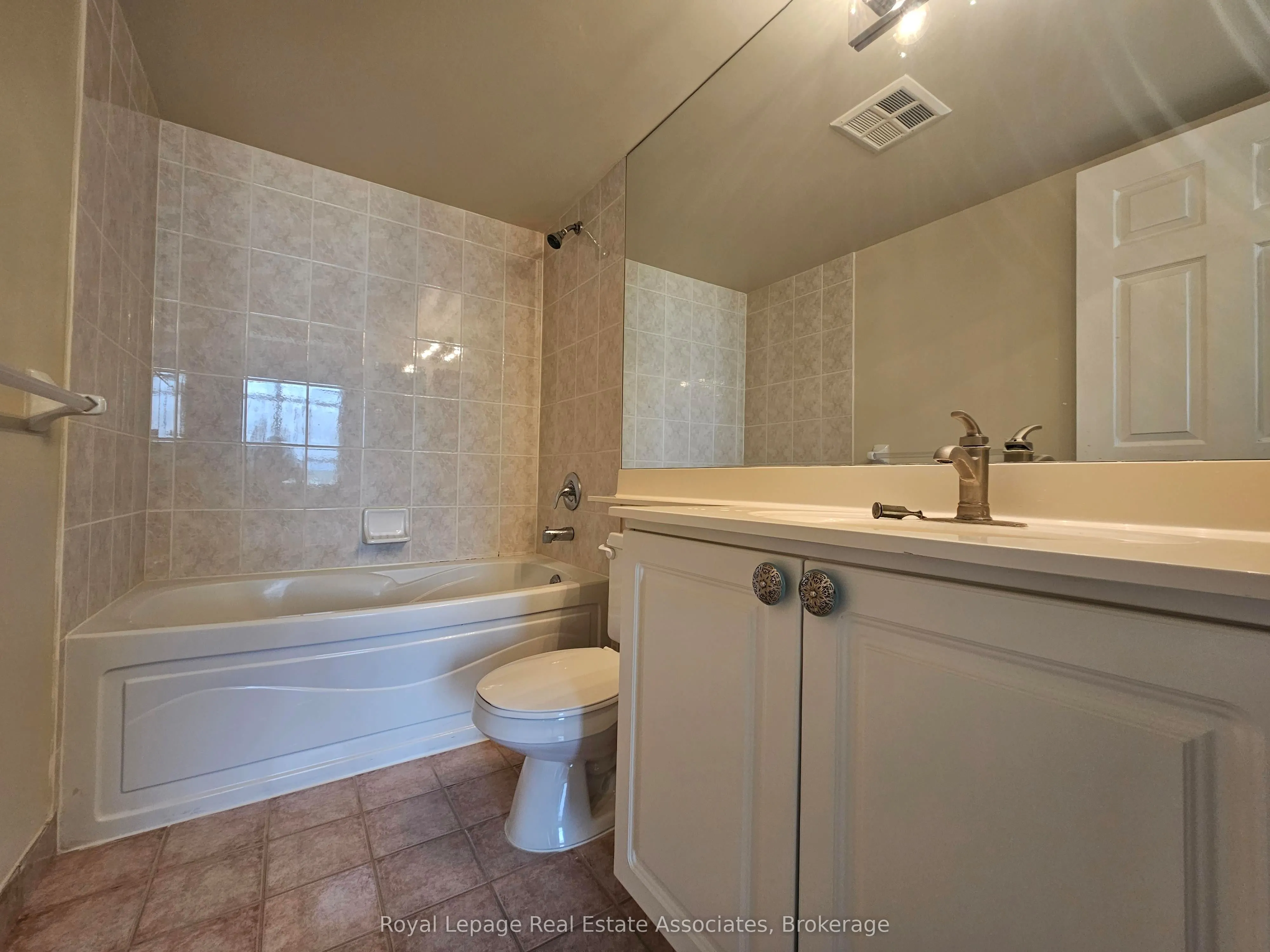 3888 Duke Of York Boulevard, #1736