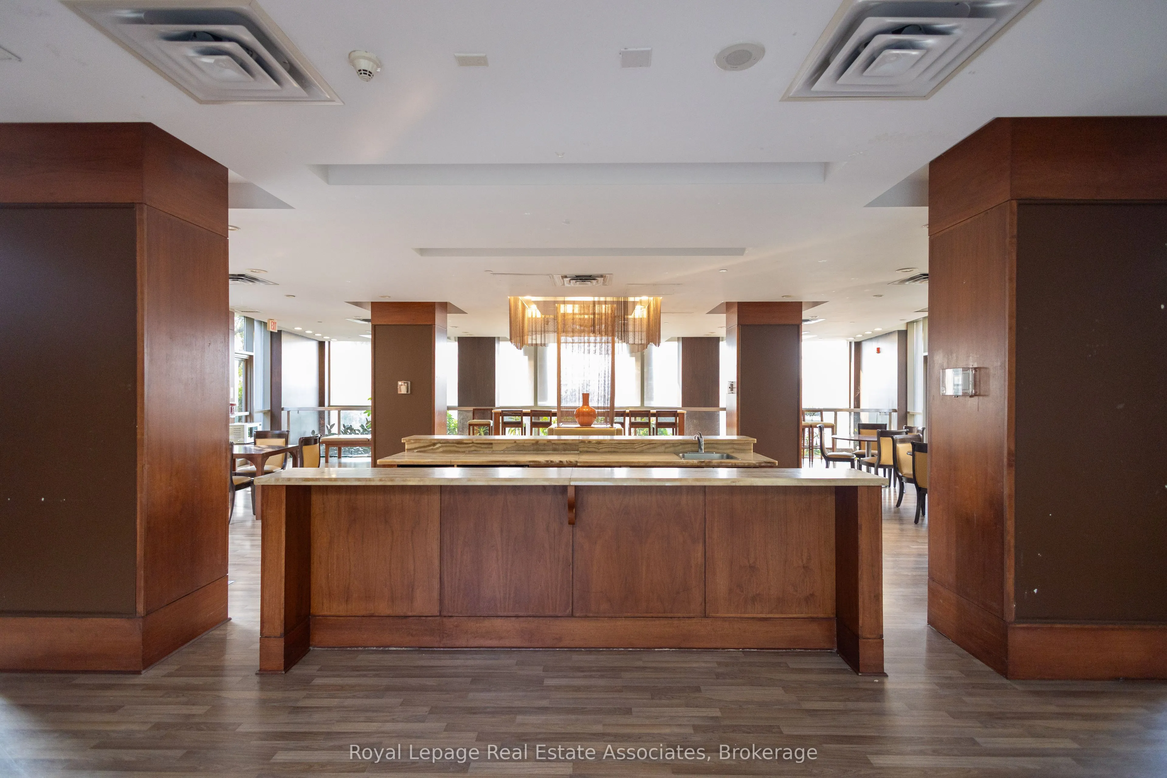3888 Duke Of York Boulevard, #1736