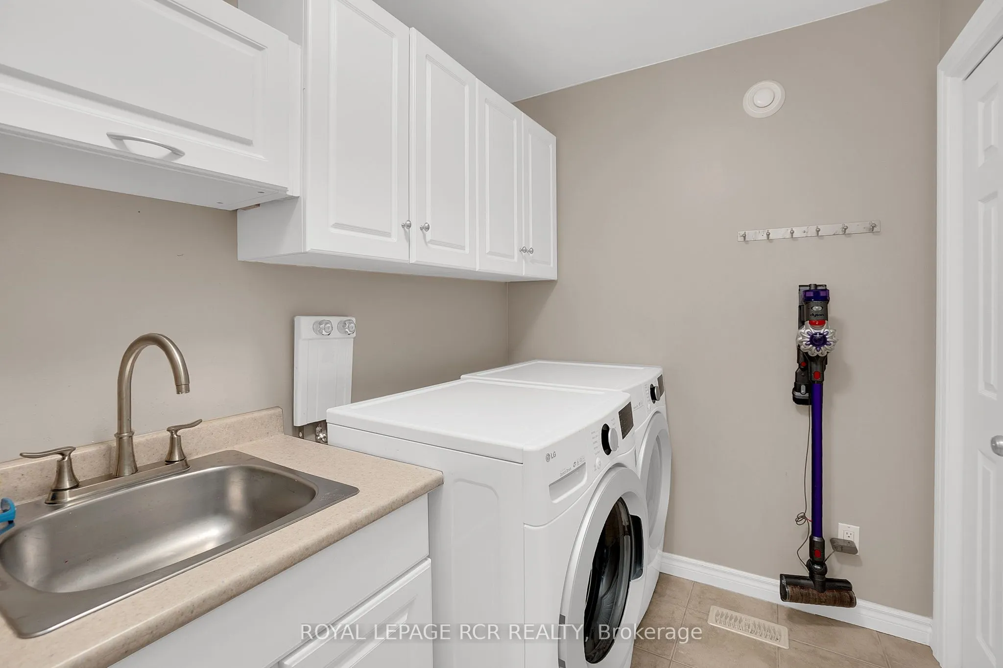 14 Zimmerman Drive, #4