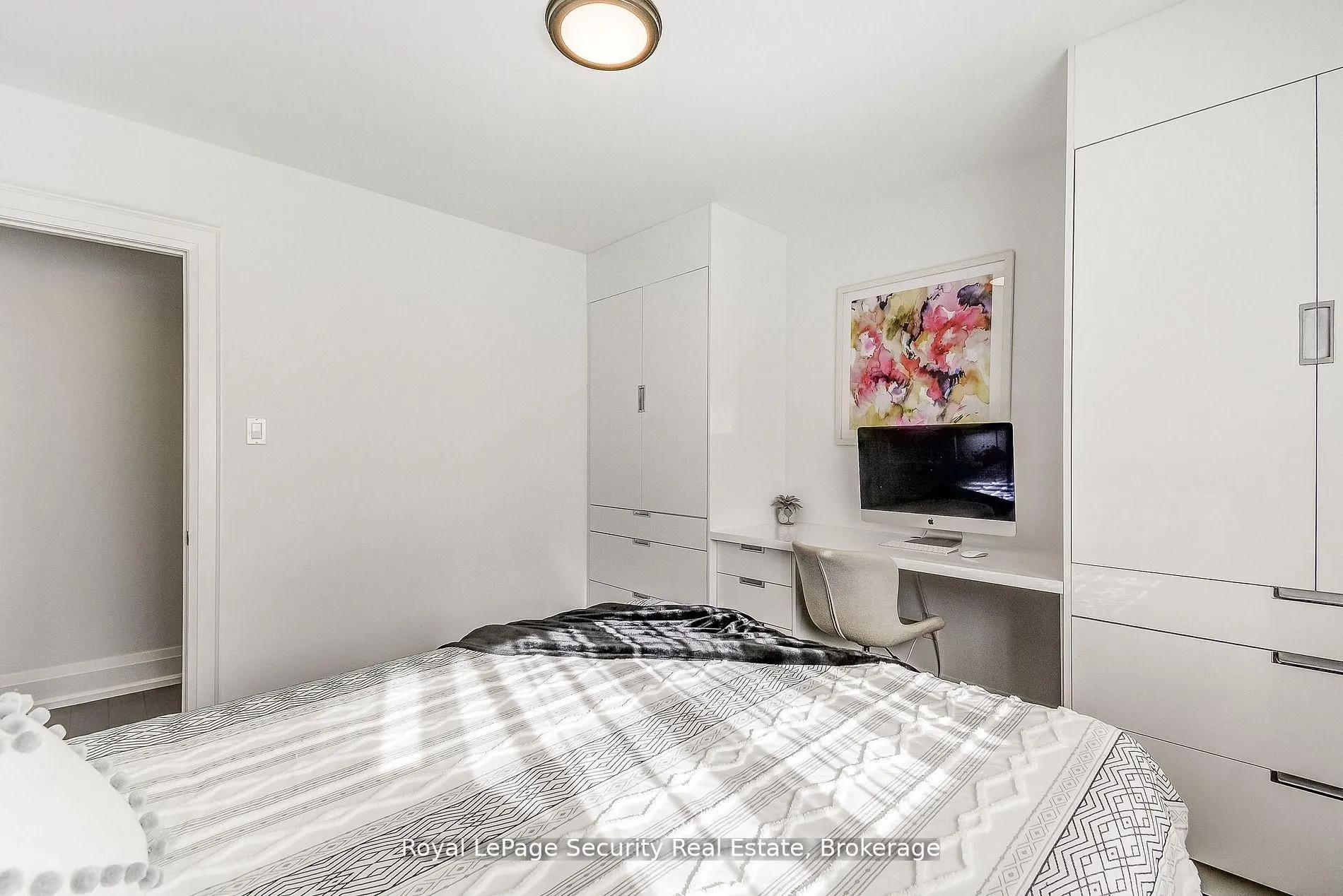 11310 Trafalgar Road