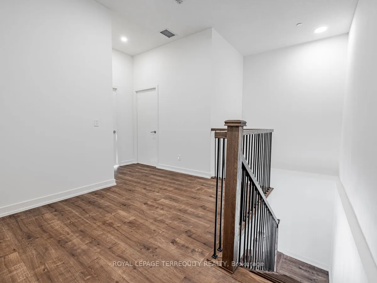 10 Wilby Crescent, #101