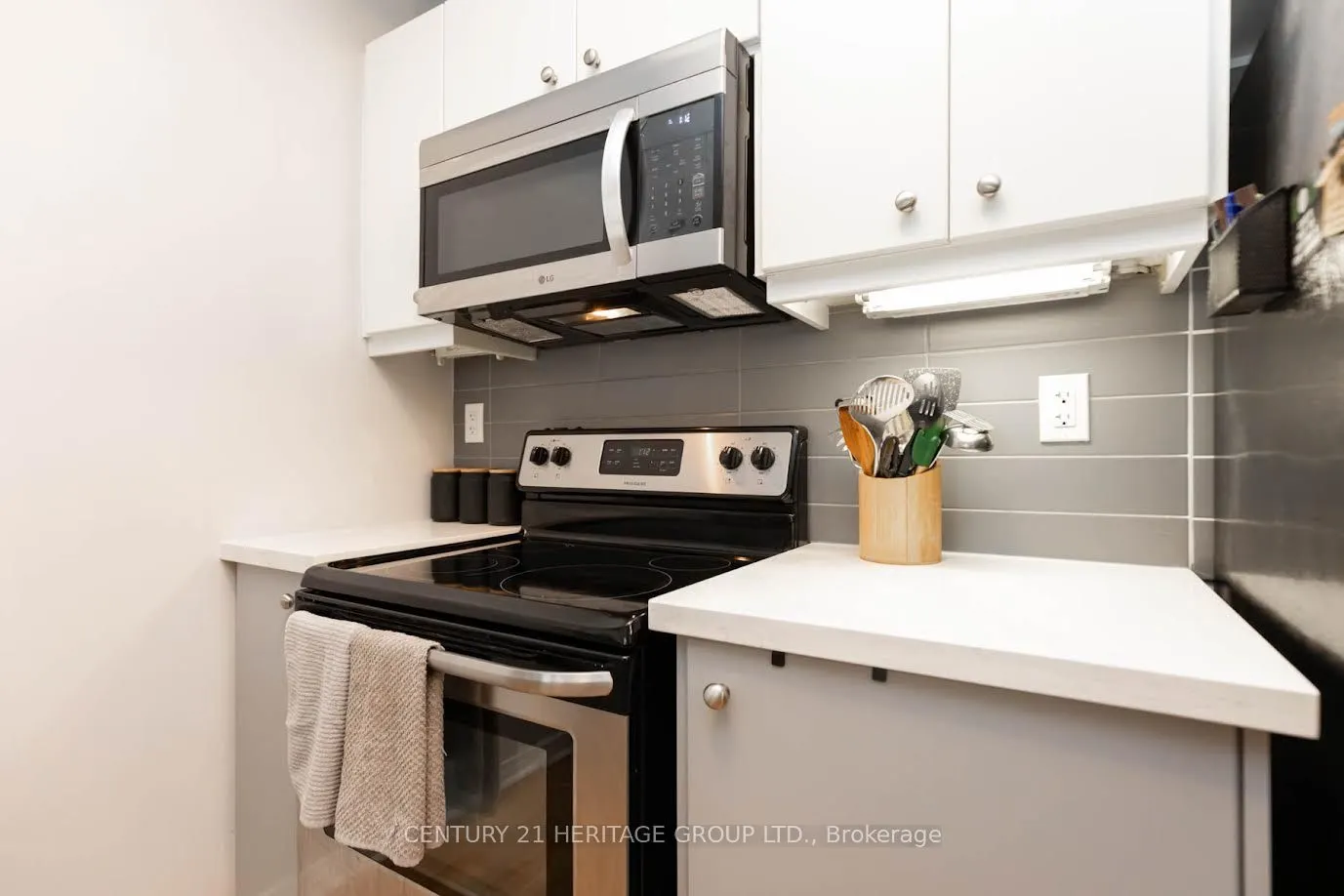 68 Winston Park Boulevard, #44