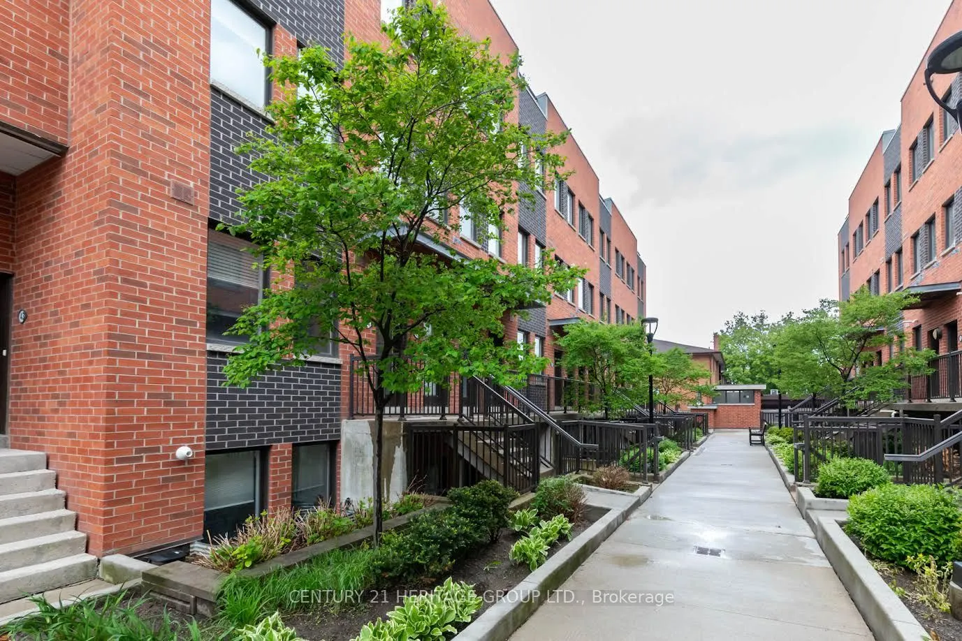 68 Winston Park Boulevard, #44