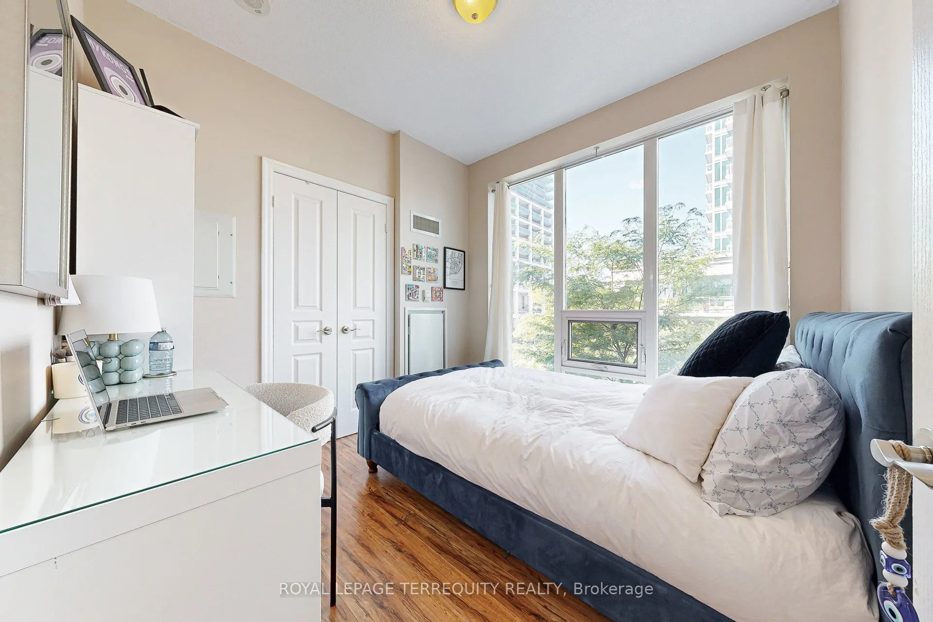 58 Marine Parade Drive, #320