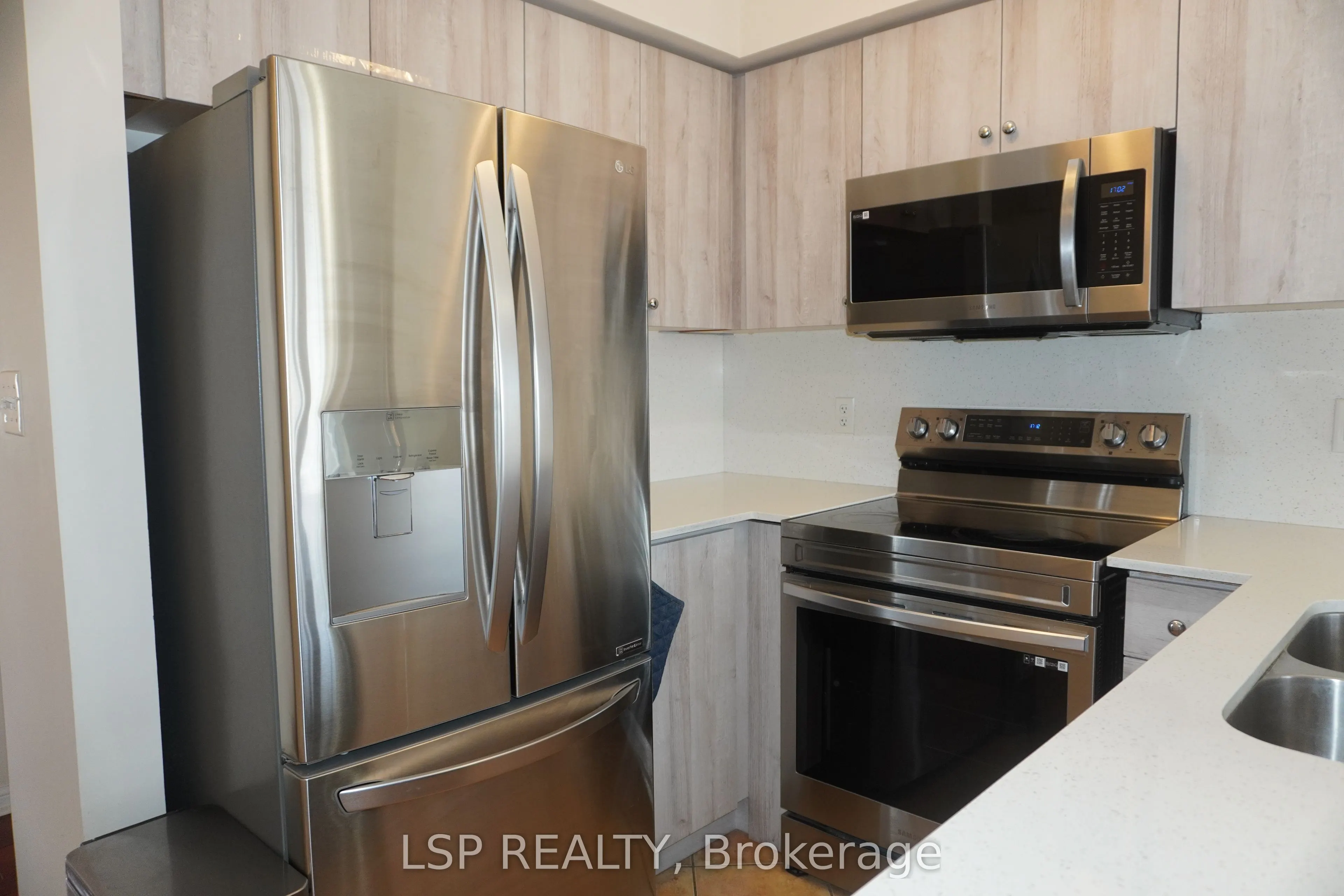 3020 Clayhill Road, #6