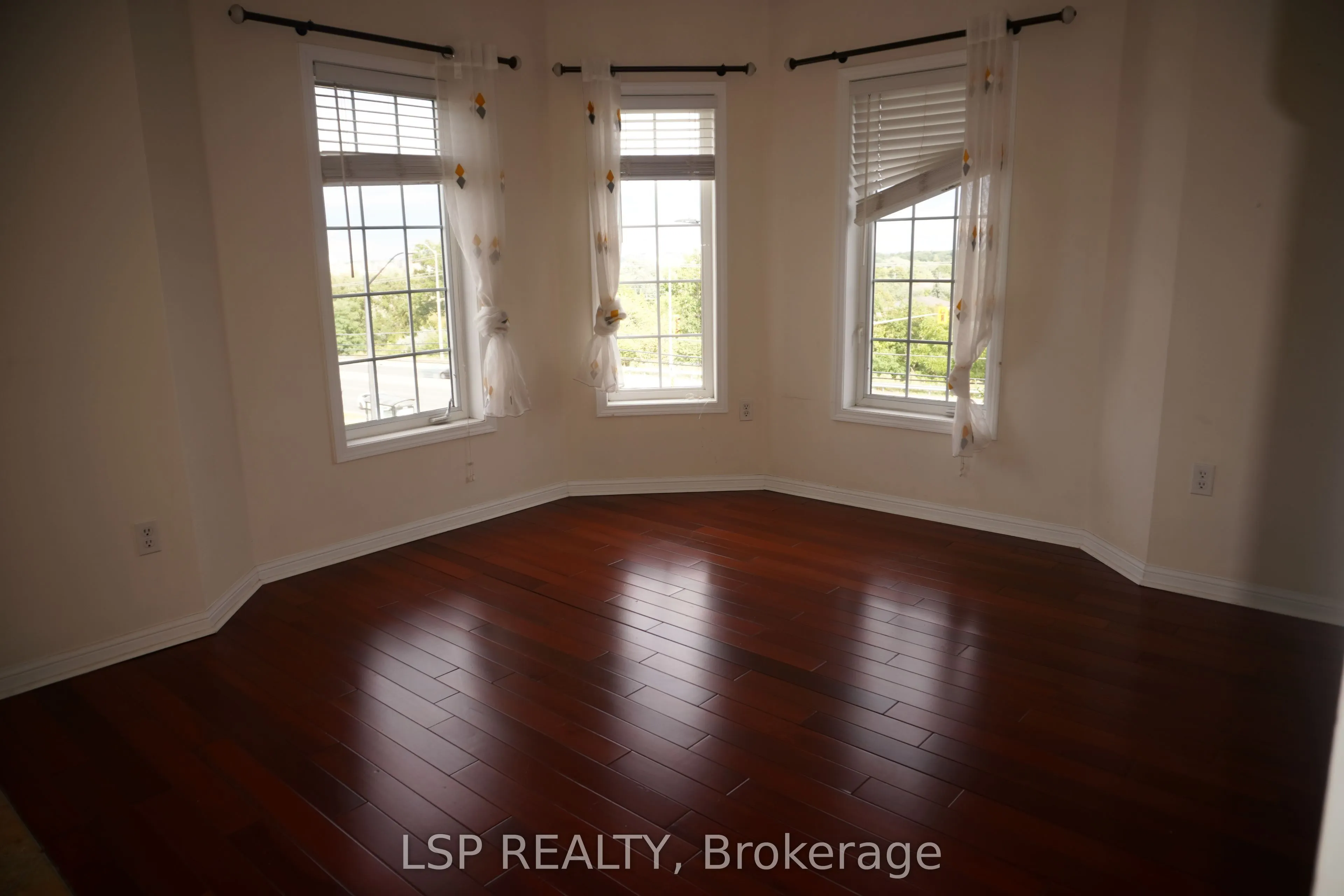 3020 Clayhill Road, #6