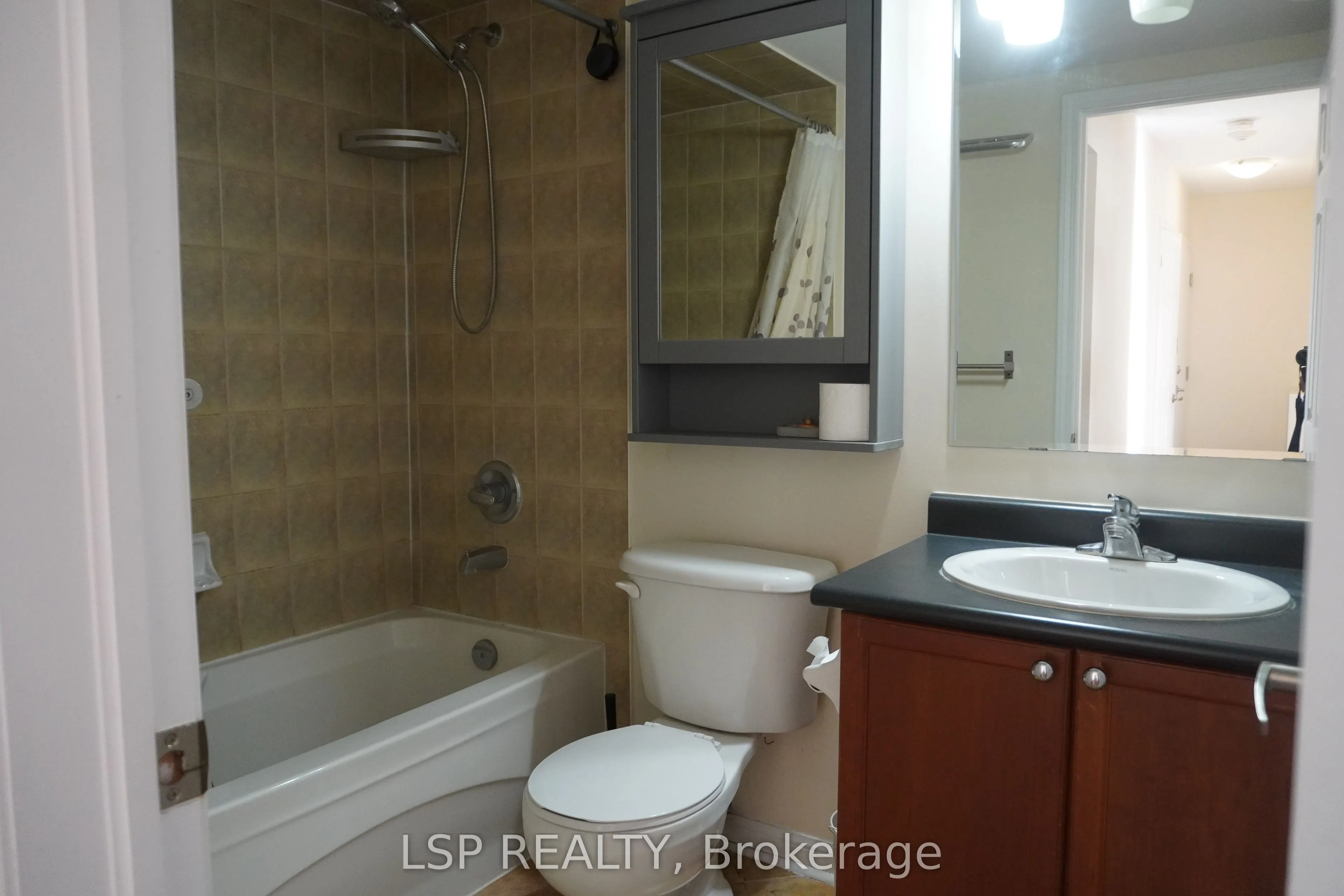 3020 Clayhill Road, #6