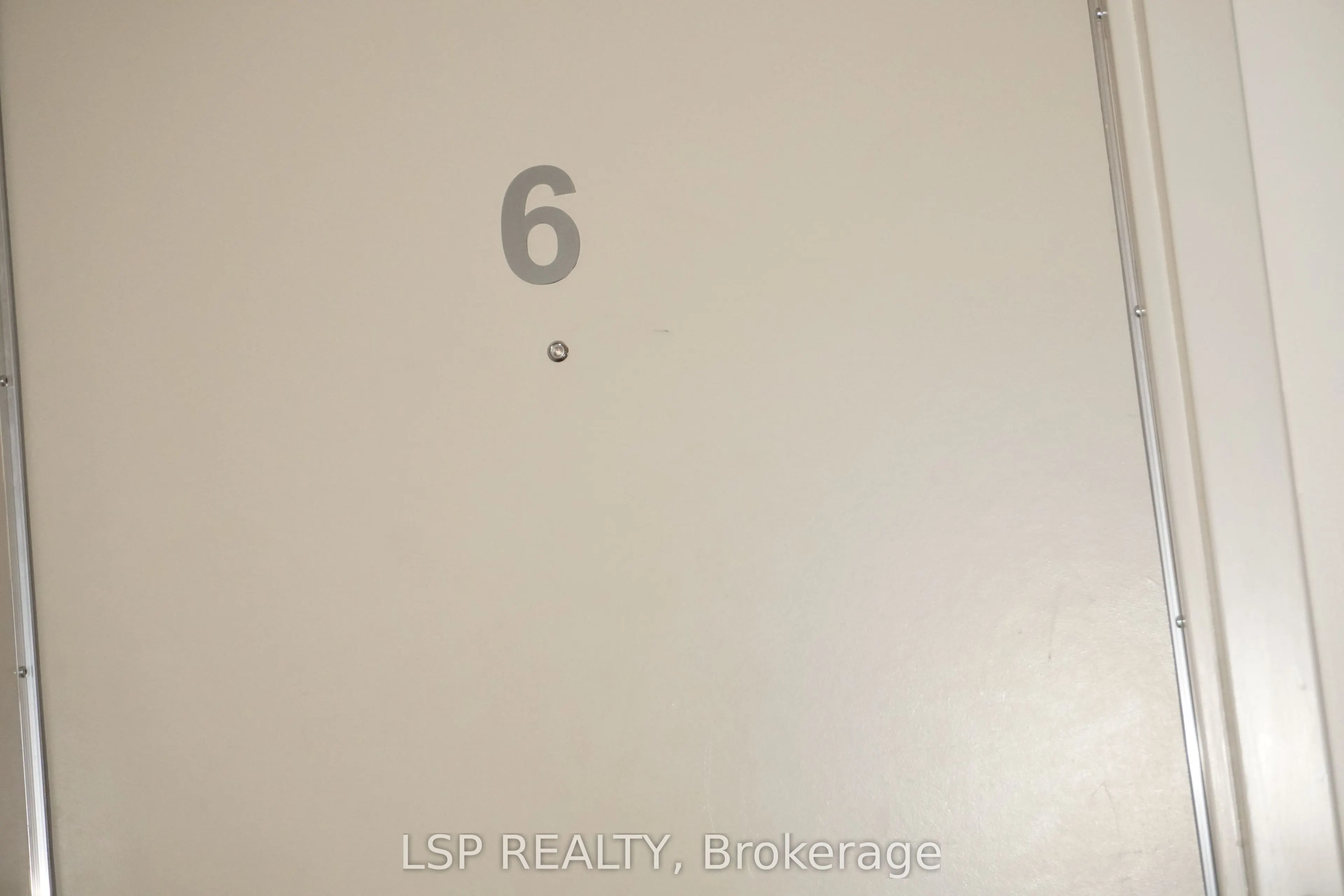 3020 Clayhill Road, #6