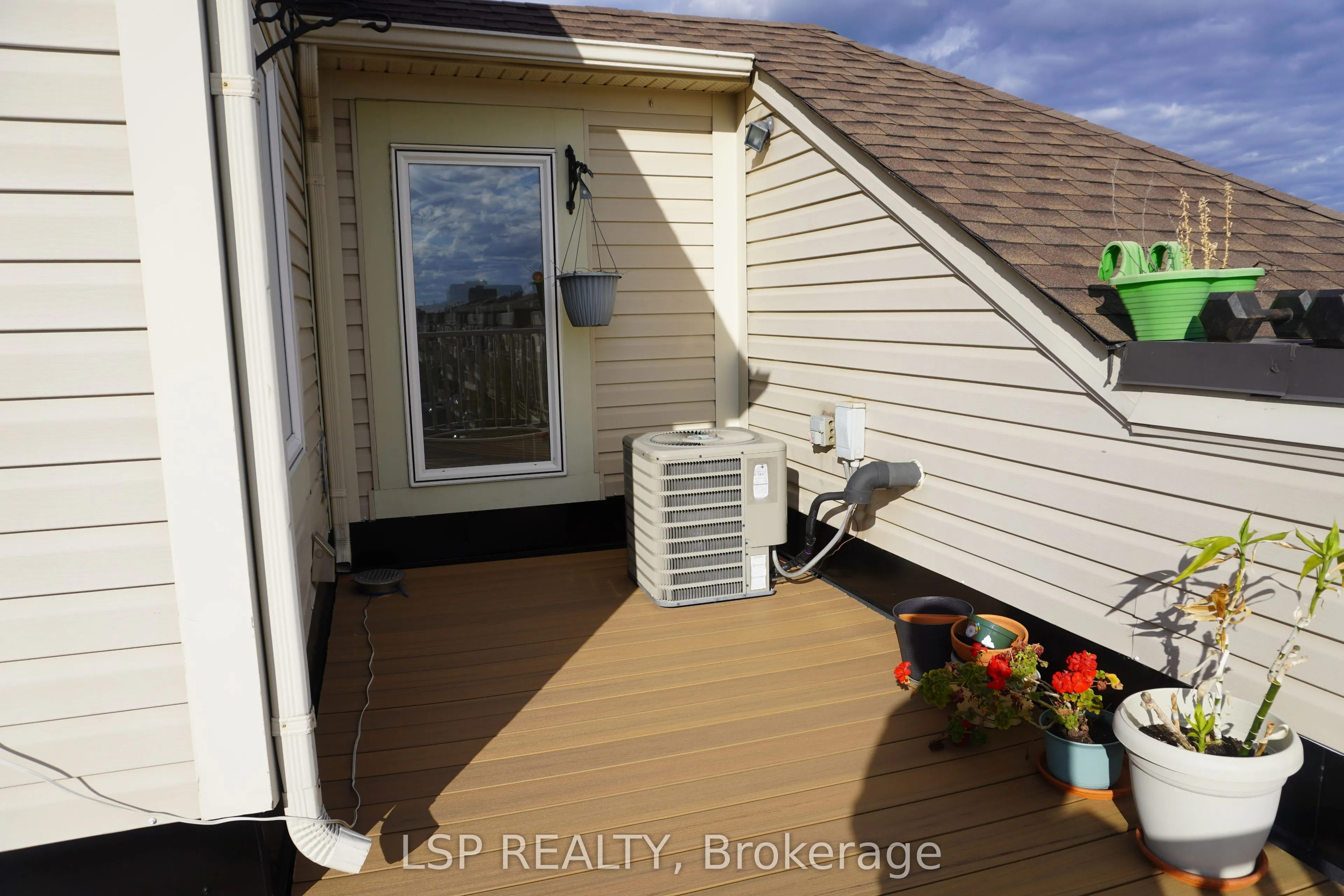 3020 Clayhill Road, #6