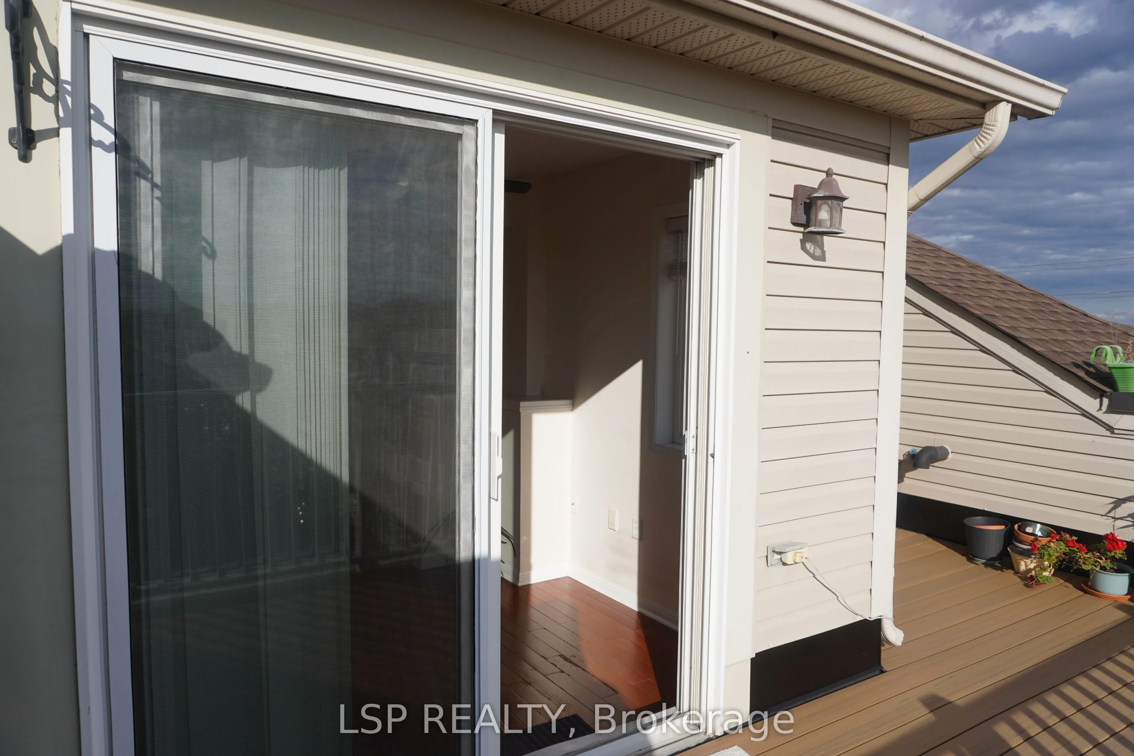 3020 Clayhill Road, #6