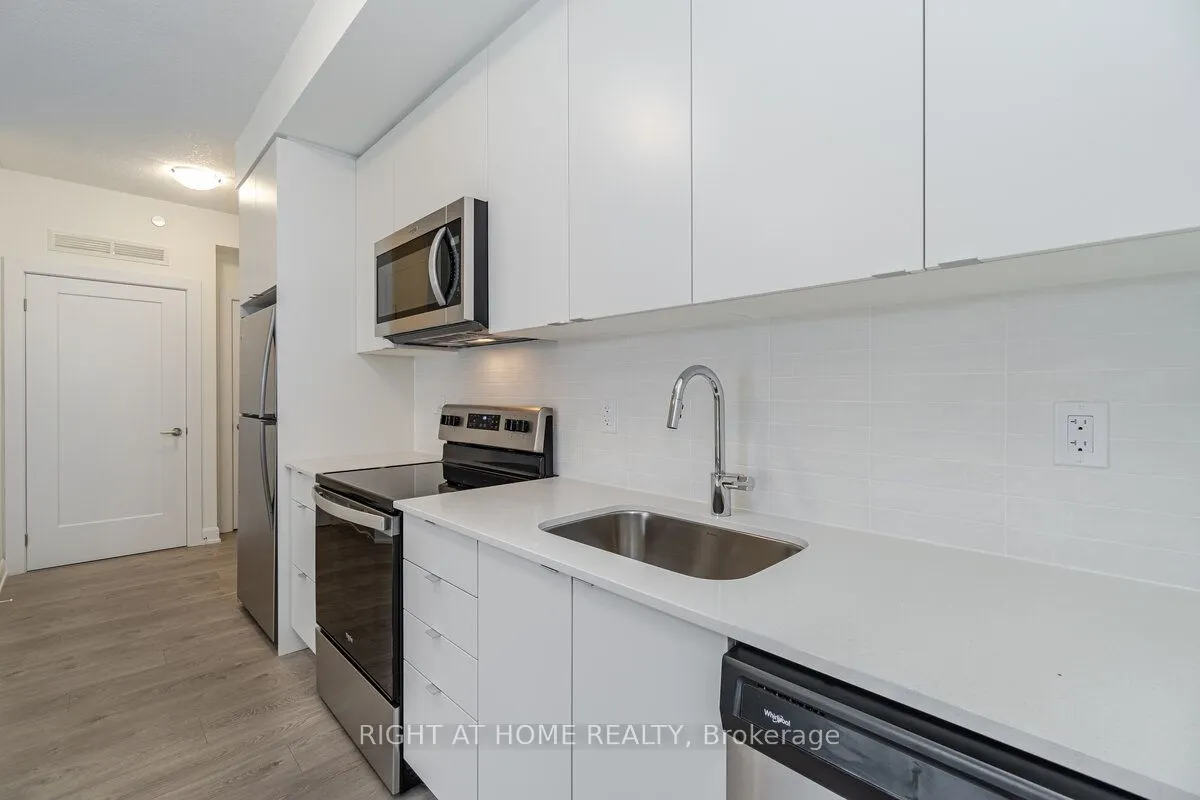 3200 William Coltson Avenue, #602