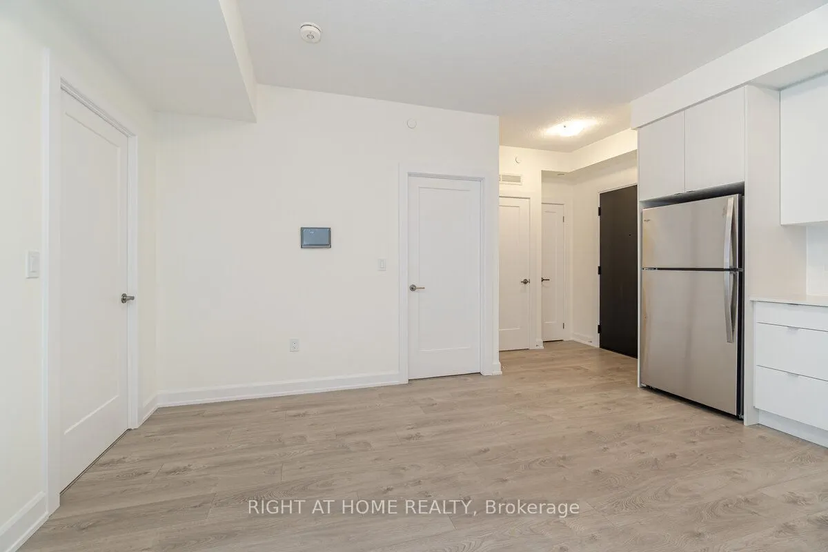 3200 William Coltson Avenue, #602