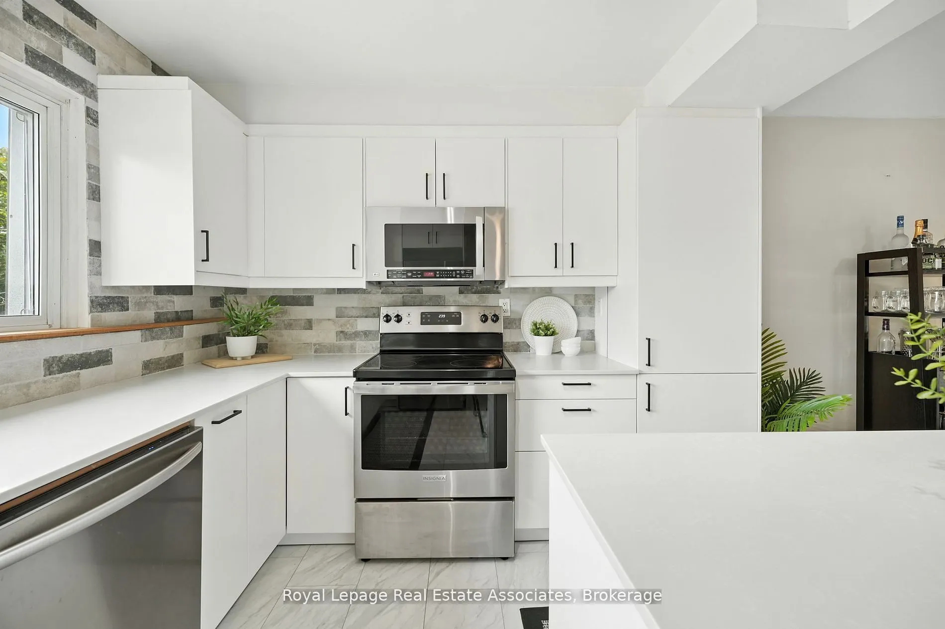 400 Bloor Street, #69