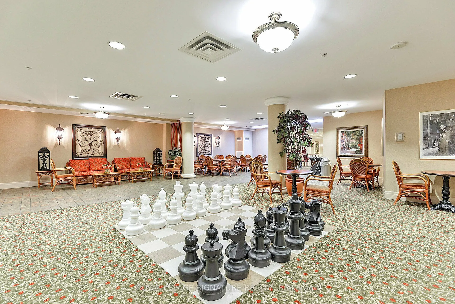 350 Princess Royal Drive, #1508