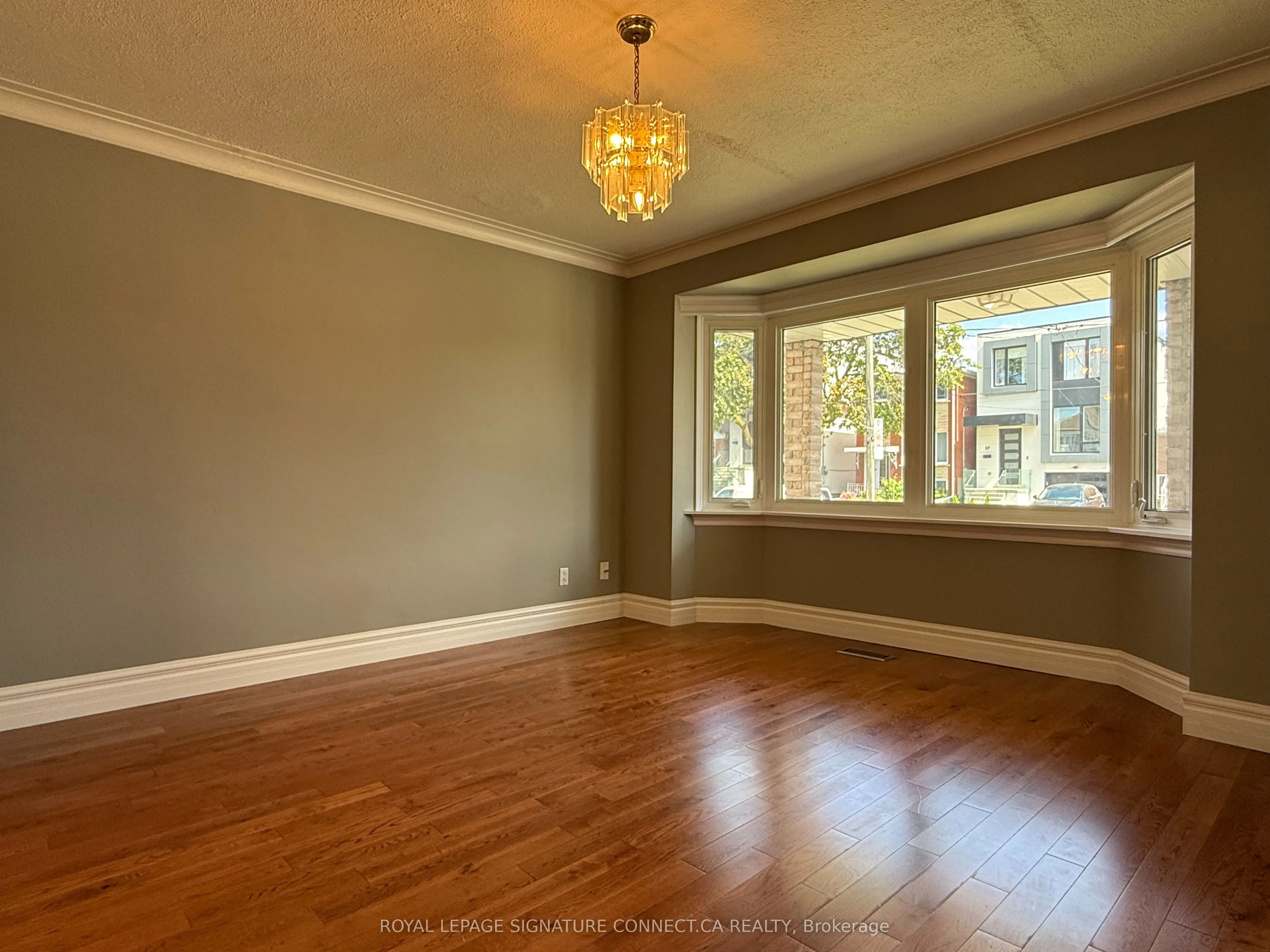 30 Snider Avenue