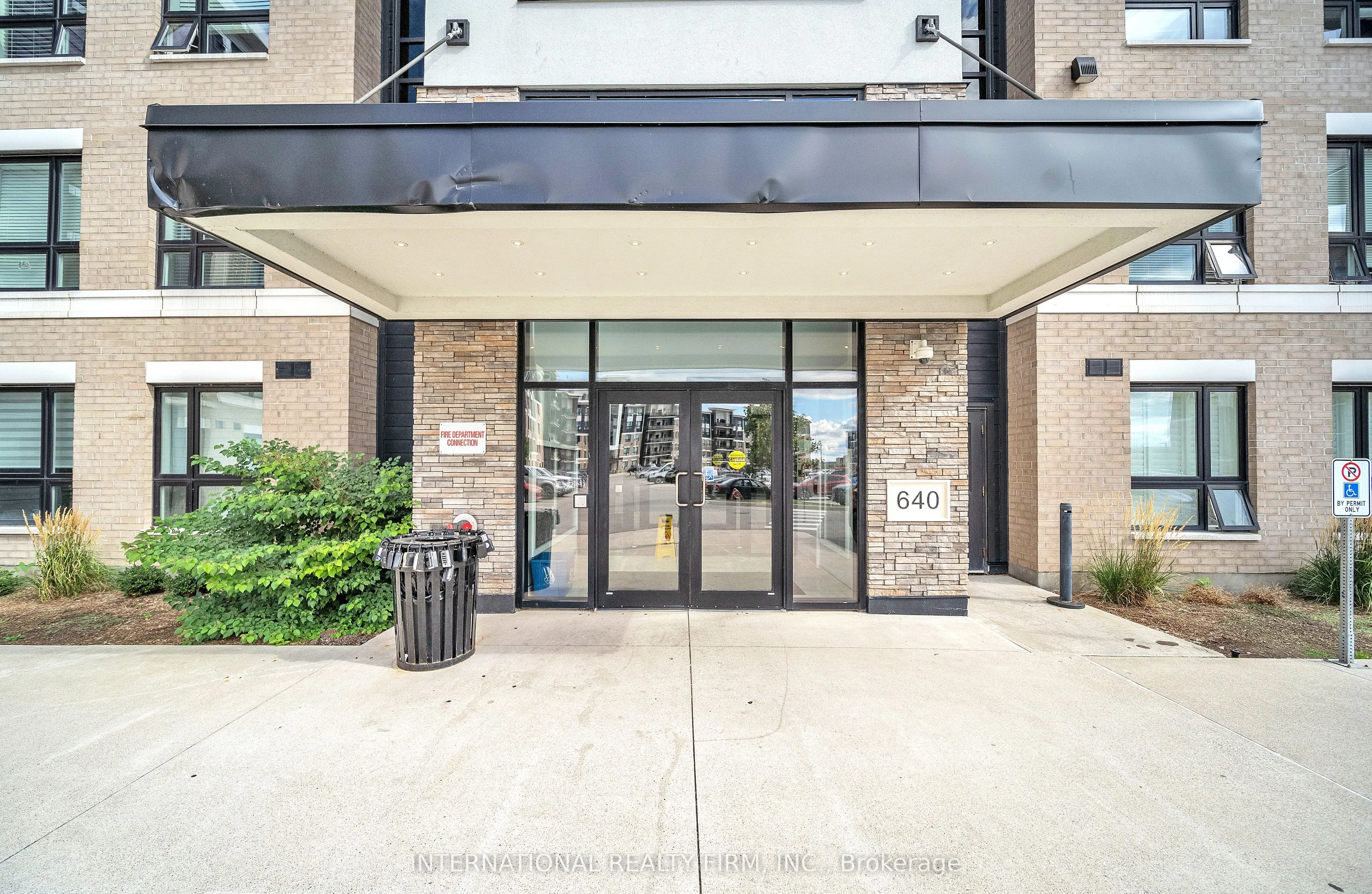 640 Sauve Street, #209