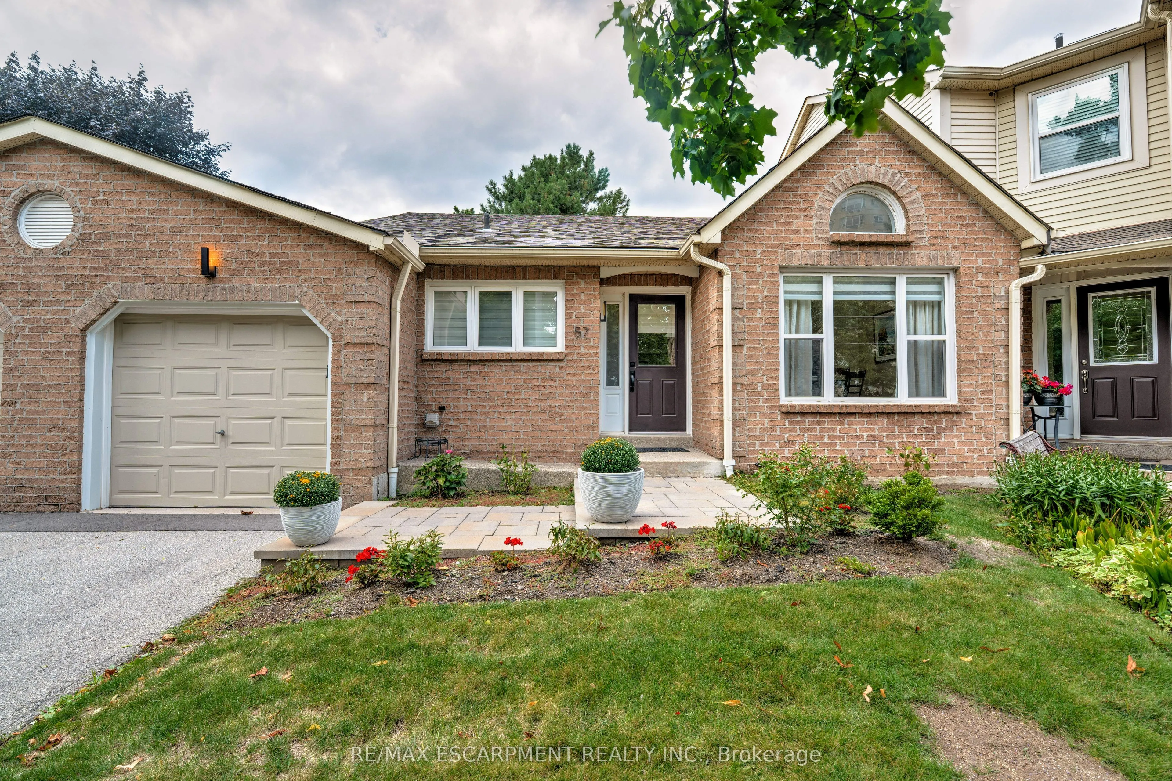 5255 Lakeshore Road, #57