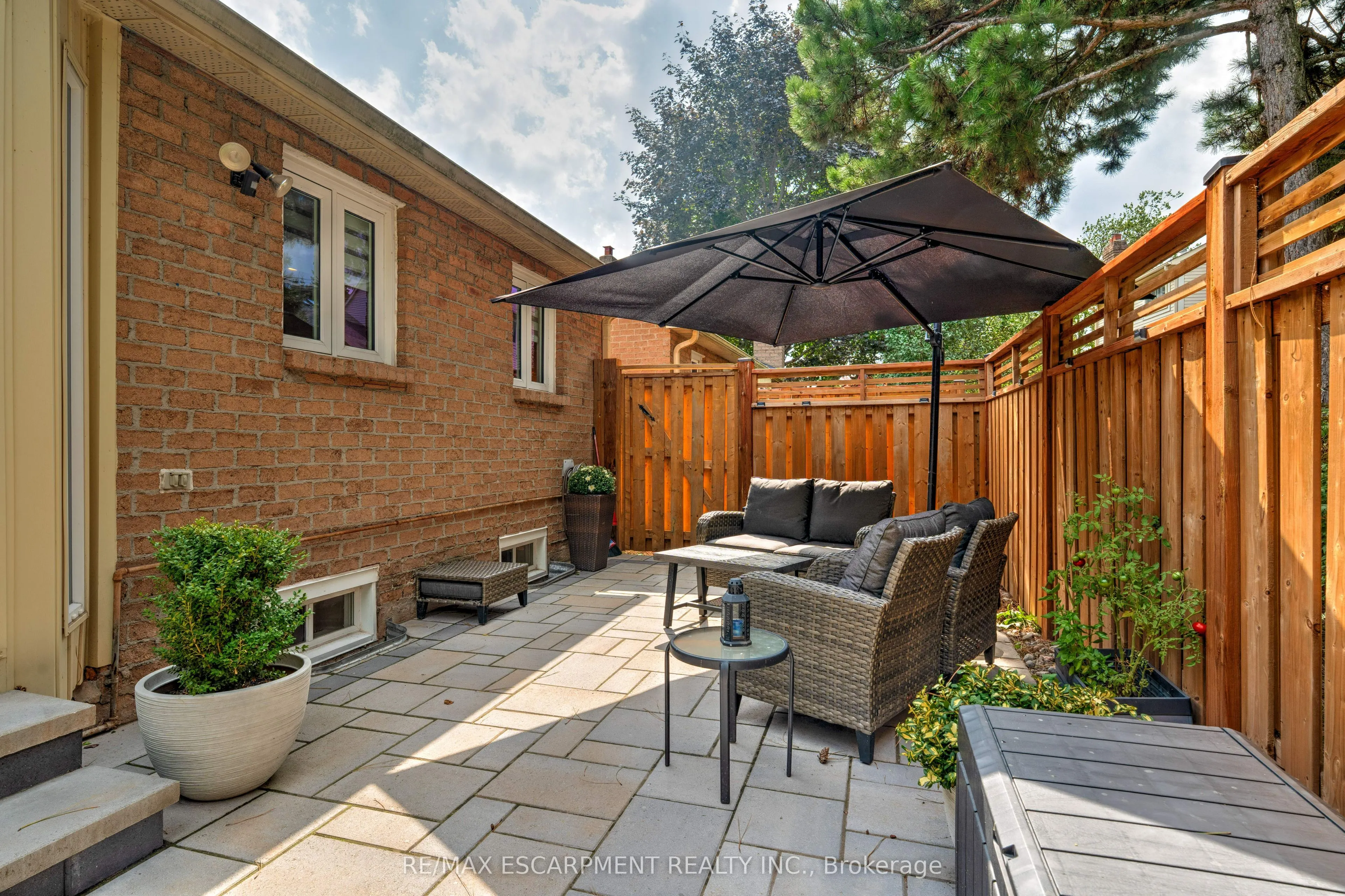 5255 Lakeshore Road, #57