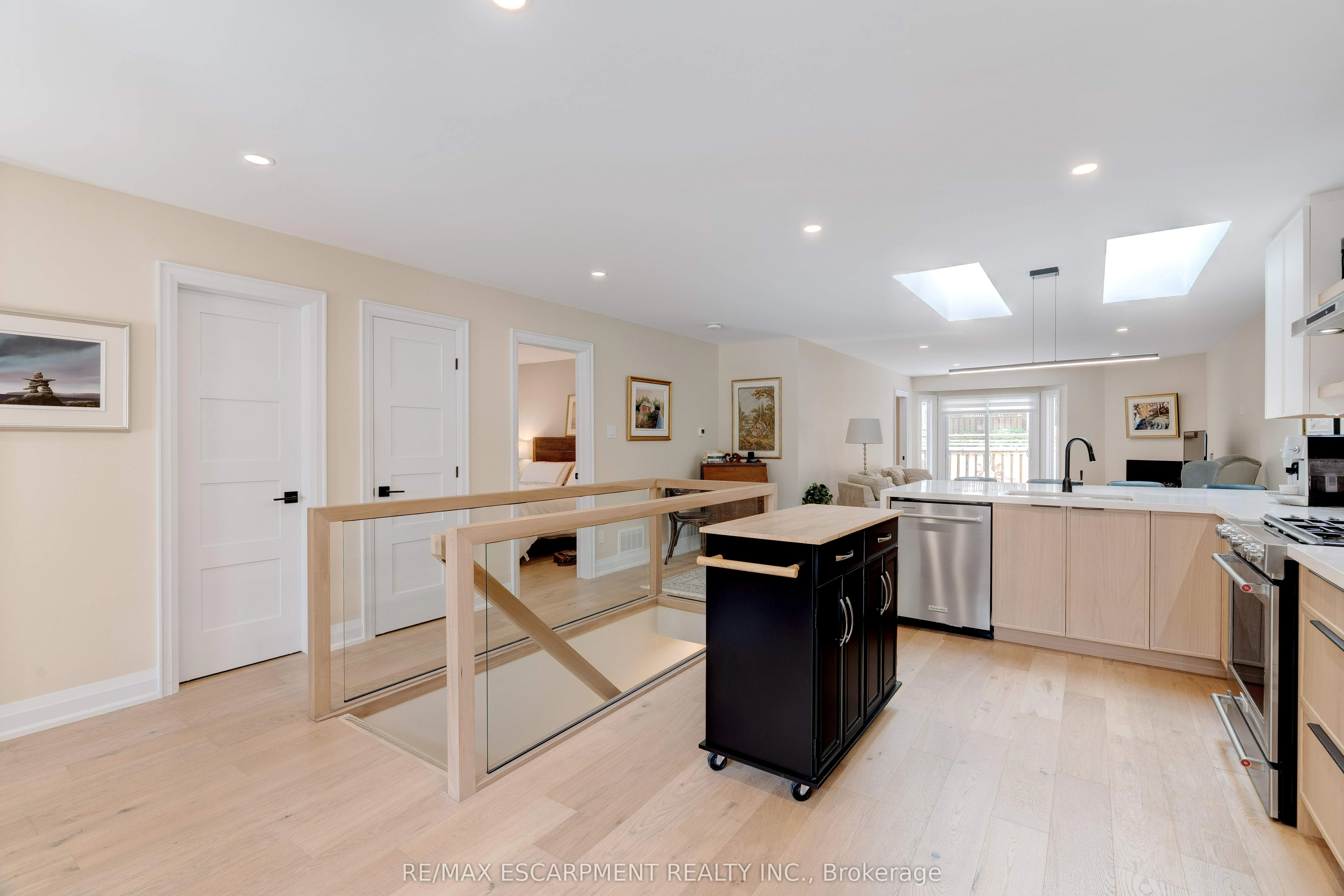 5255 Lakeshore Road, #57