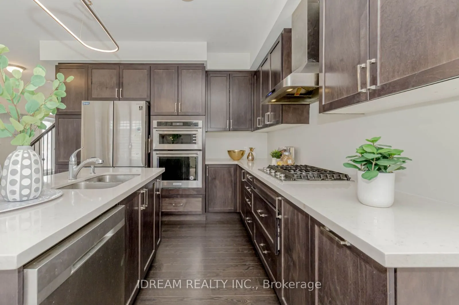 73 Brushwood Drive