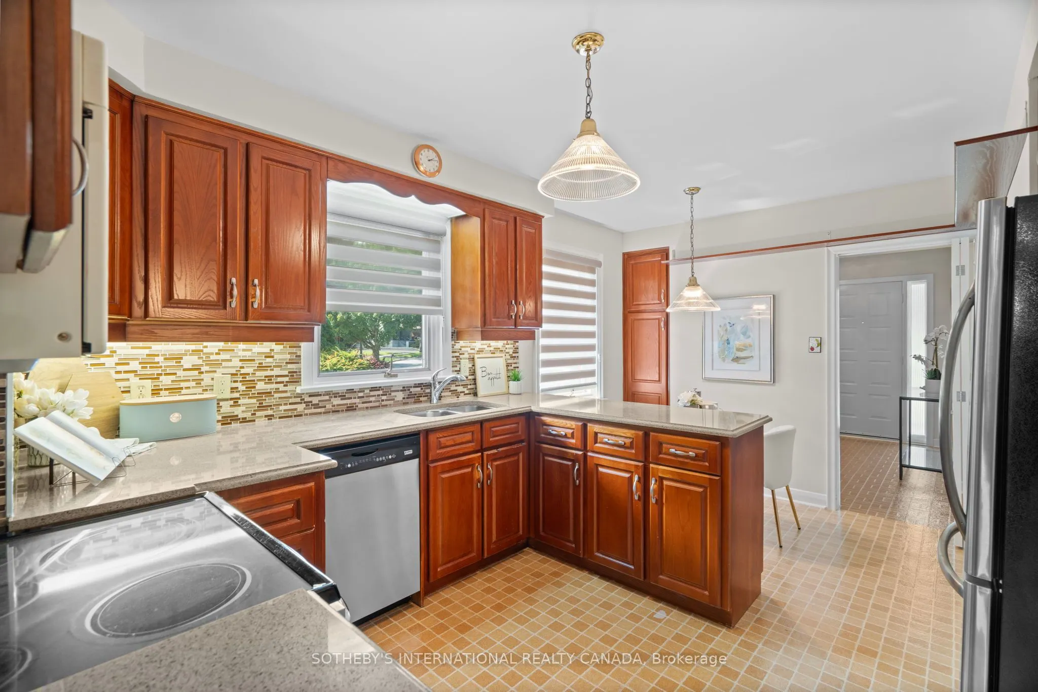 4 Ruscoe Crescent