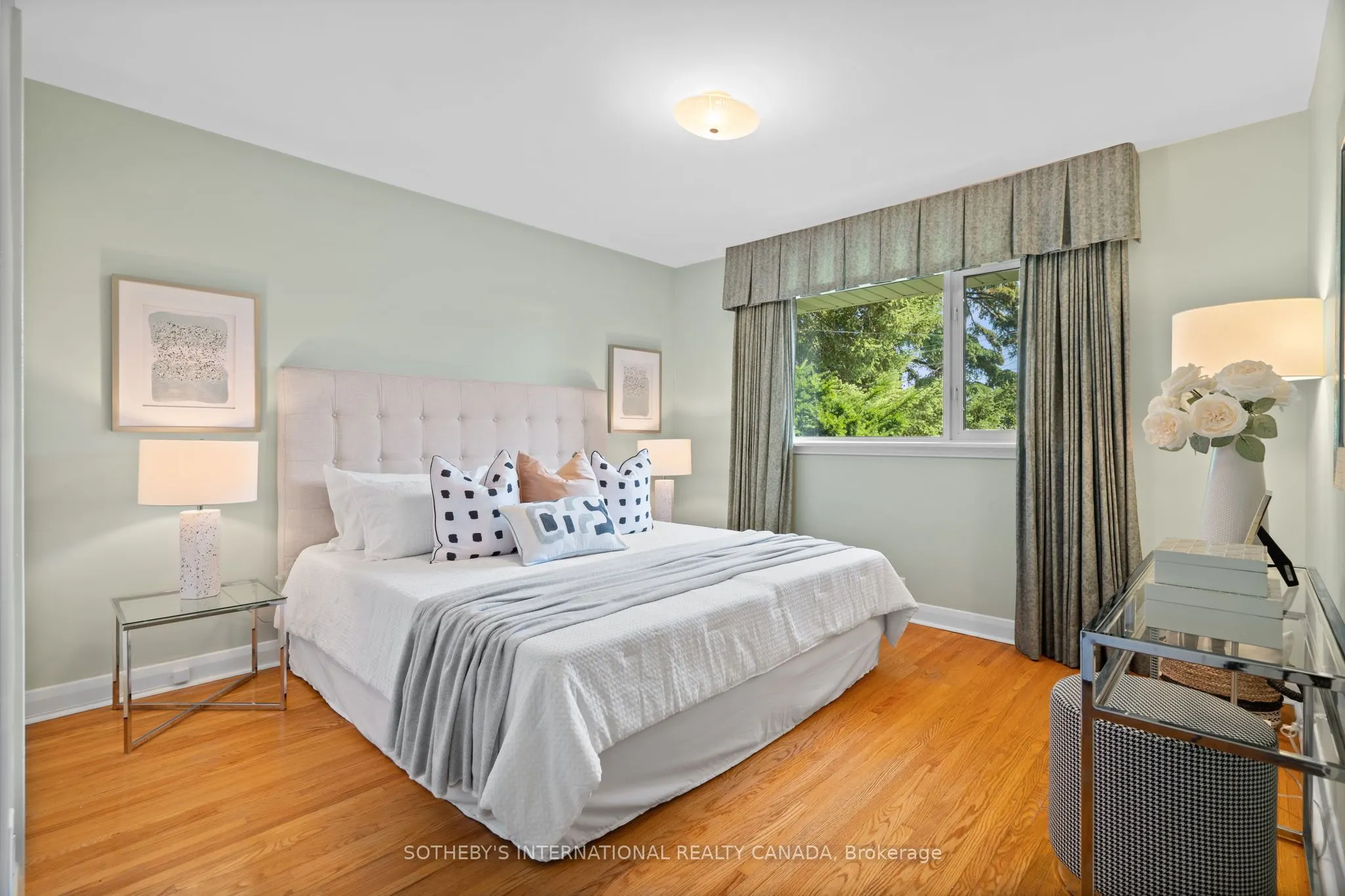4 Ruscoe Crescent