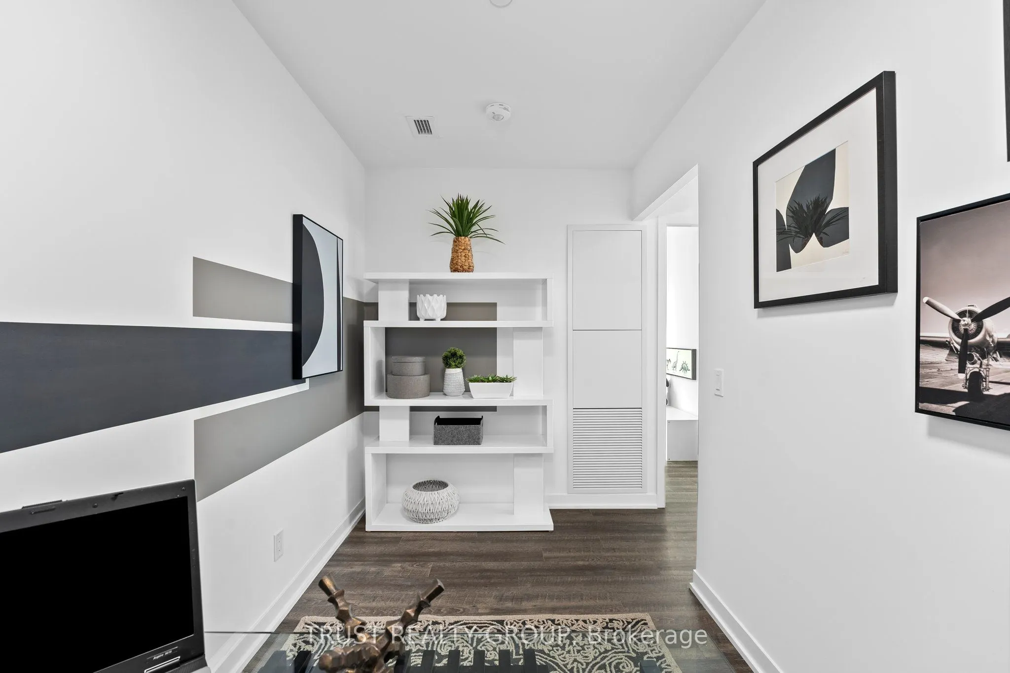 1808 St. Clair Avenue W, #1104