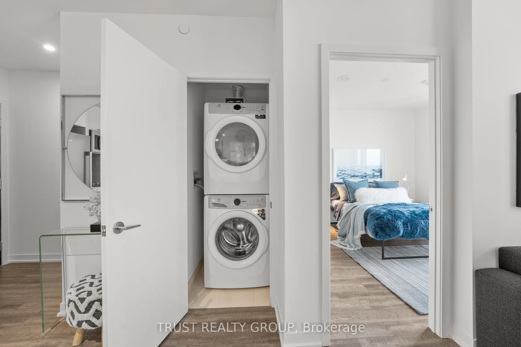 1808 St. Clair Avenue W, #1102