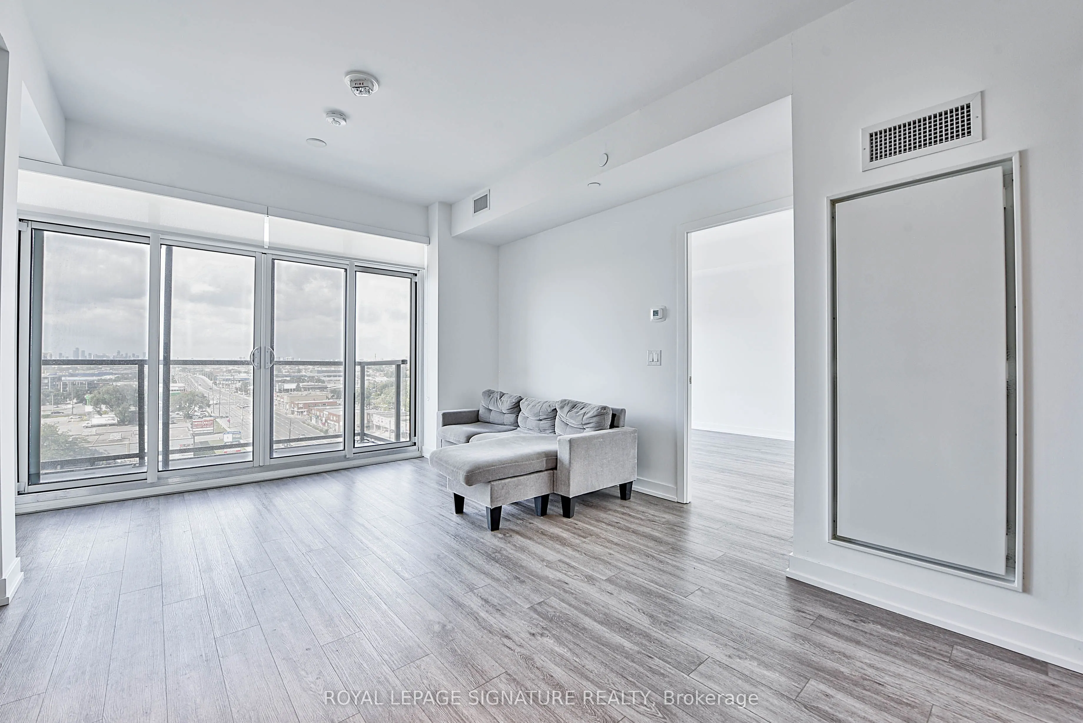 1195 The Queensway, #901