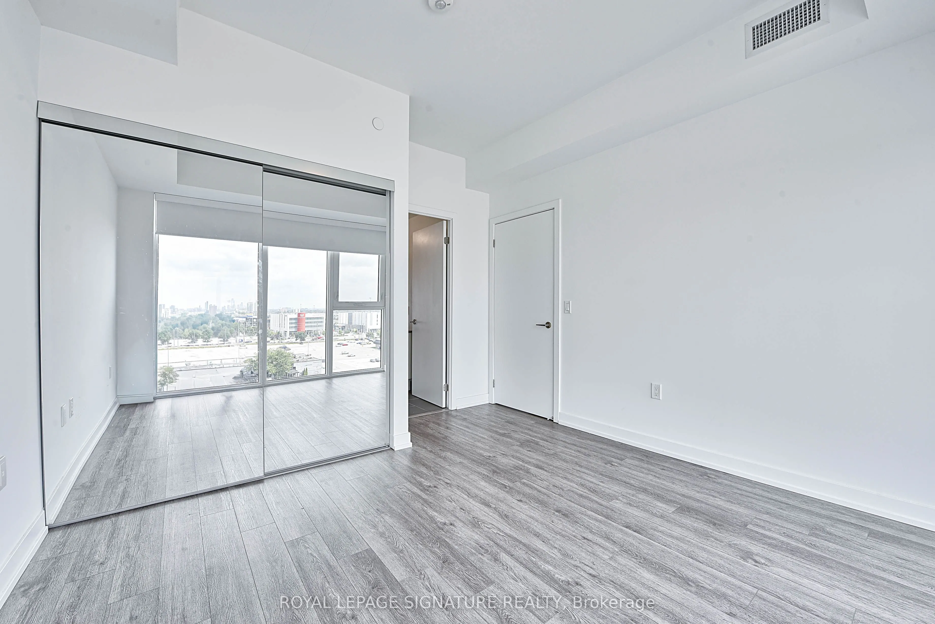 1195 The Queensway, #901