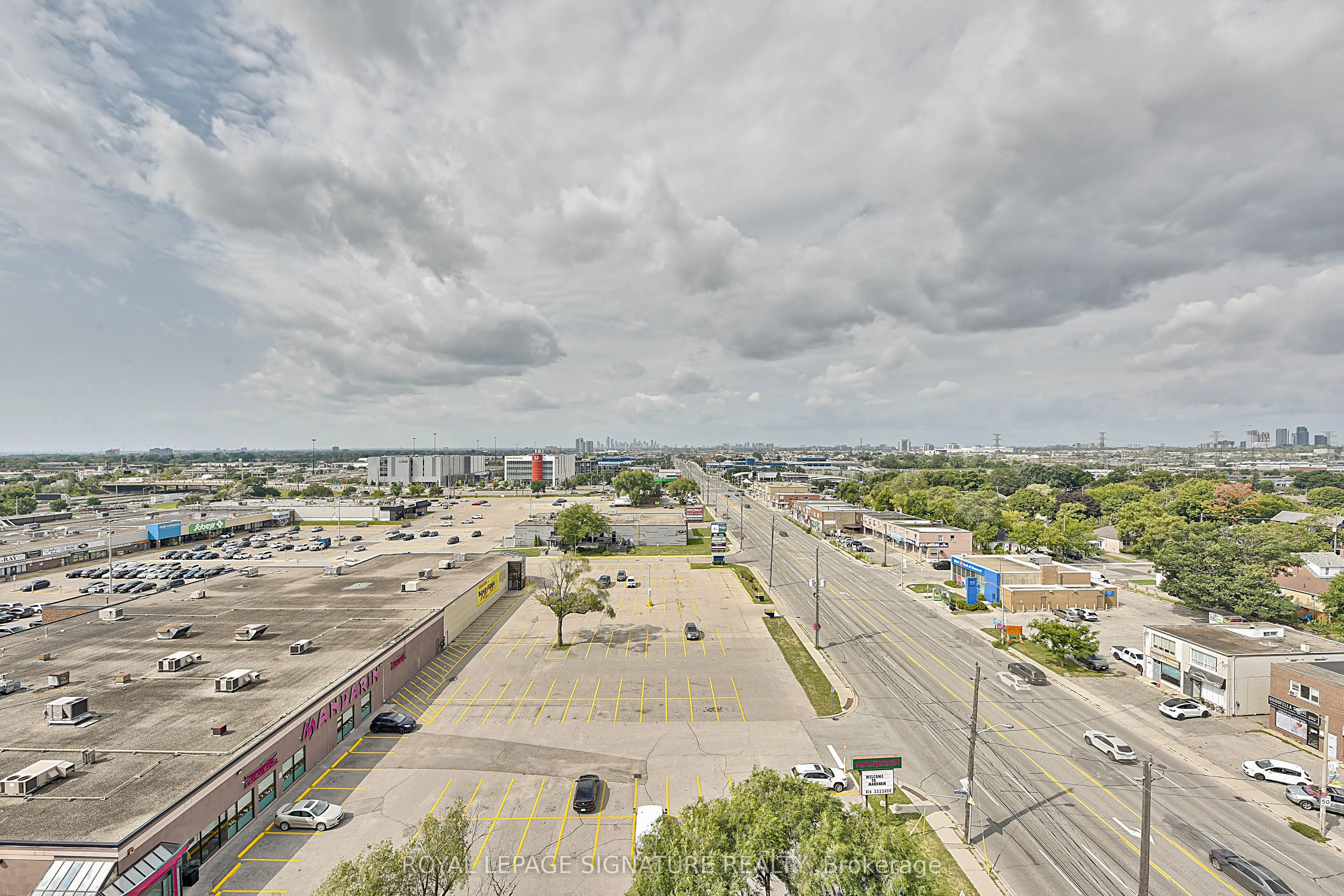 1195 The Queensway, #901