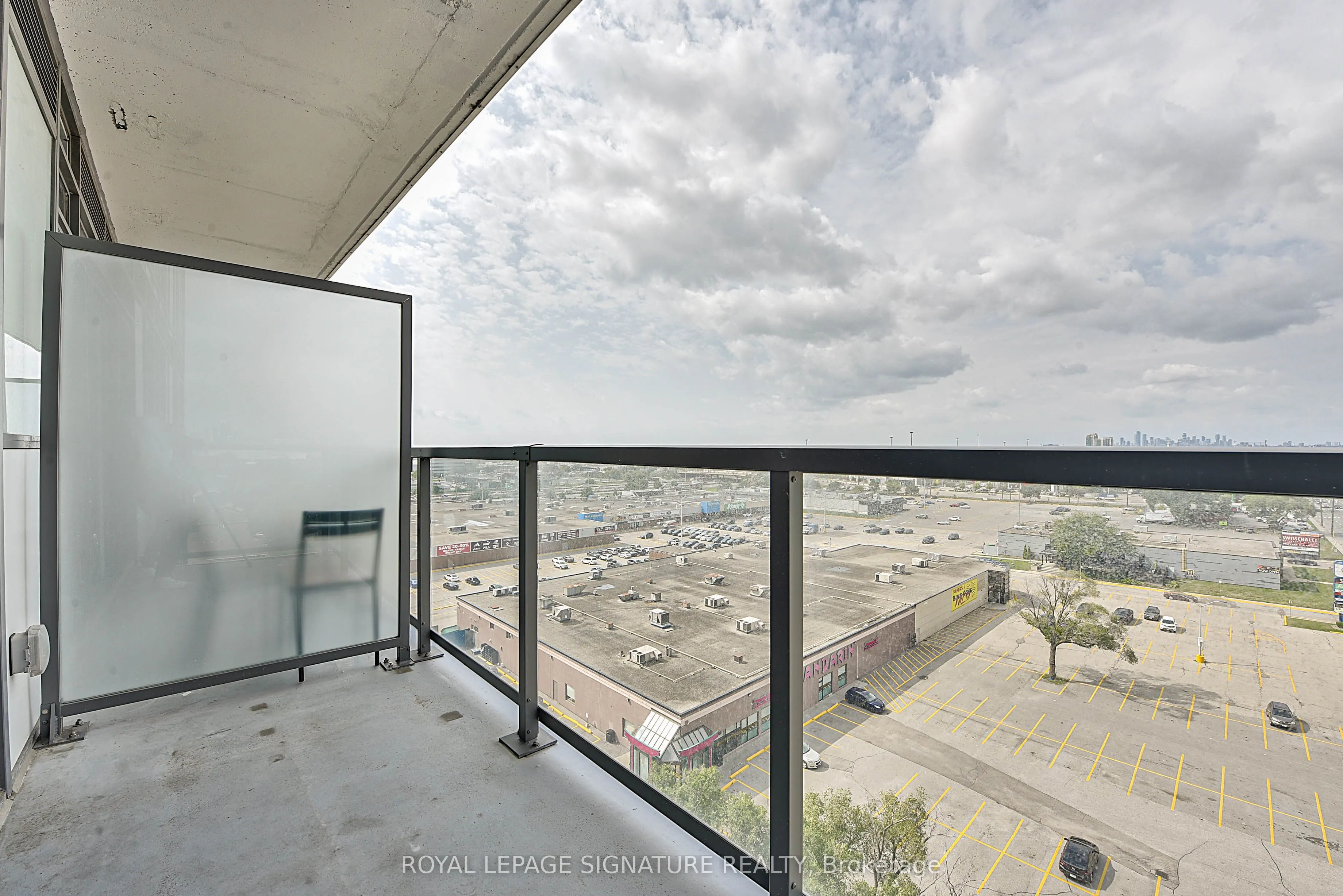 1195 The Queensway, #901