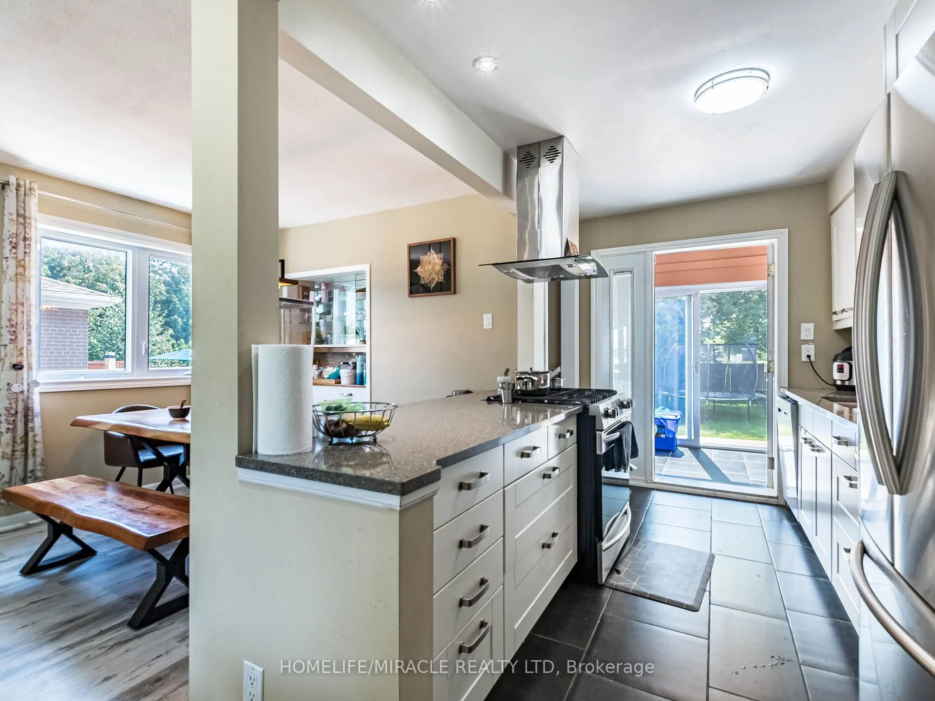 37 Vista Drive