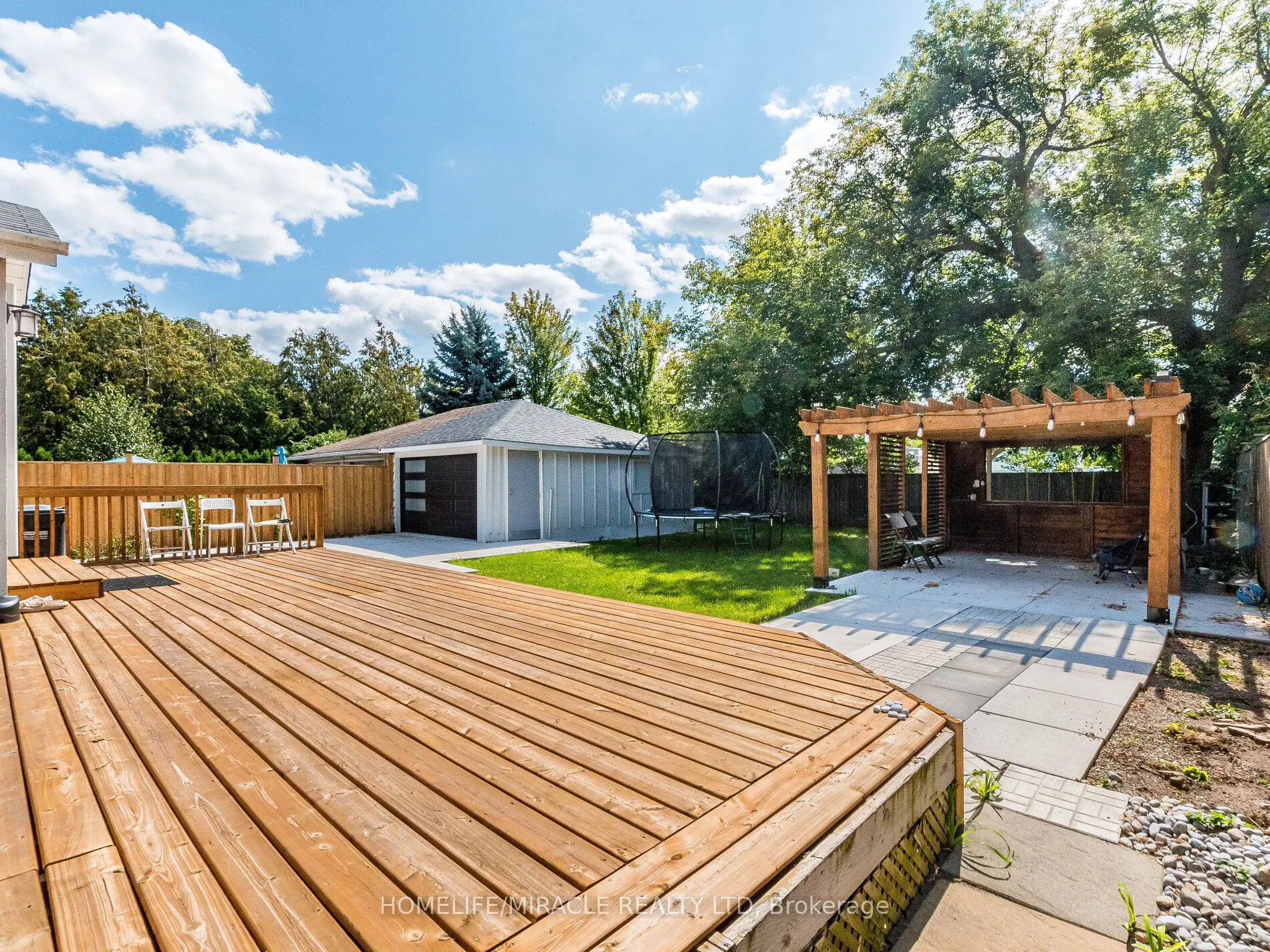 37 Vista Drive
