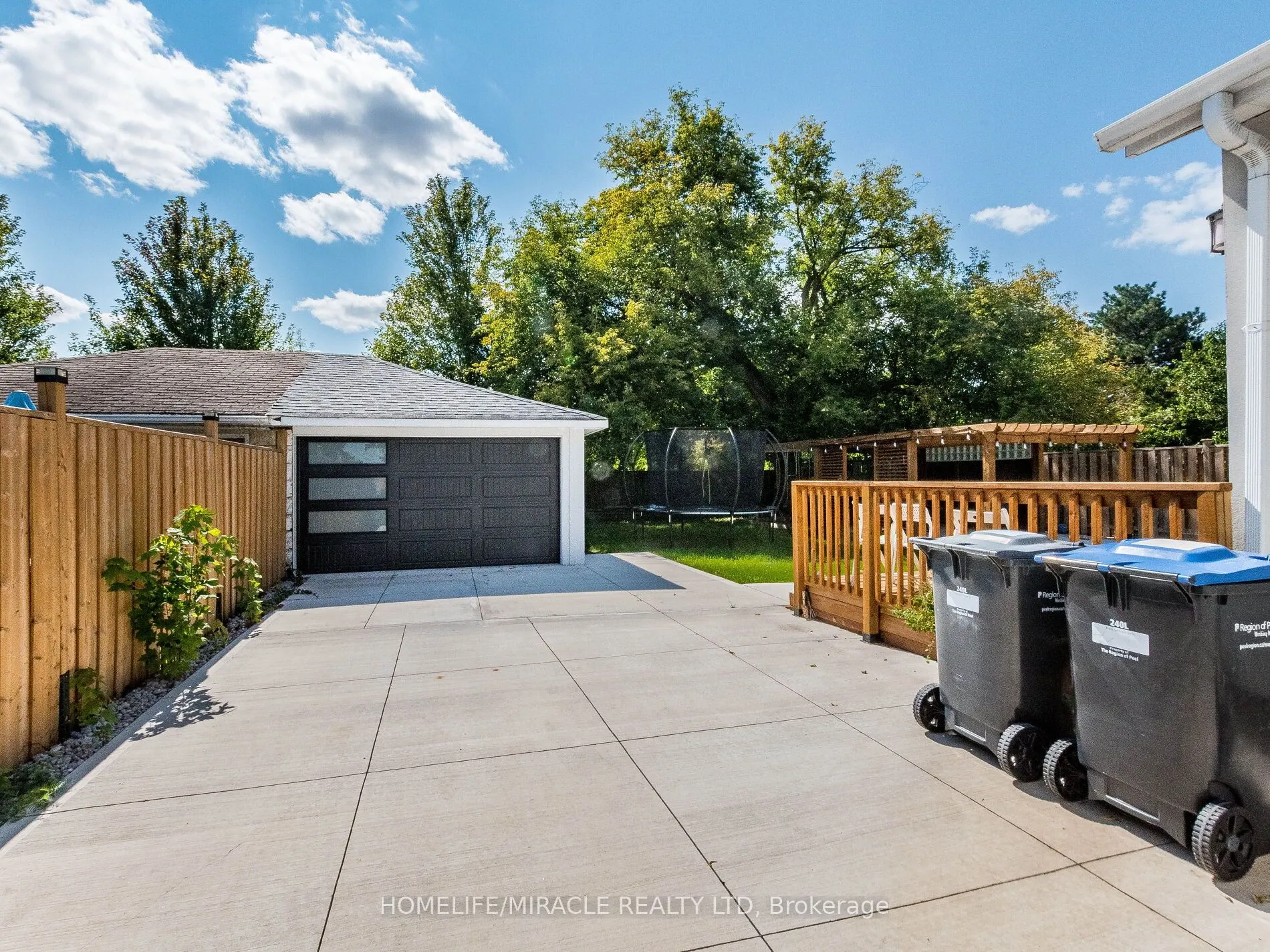 37 Vista Drive