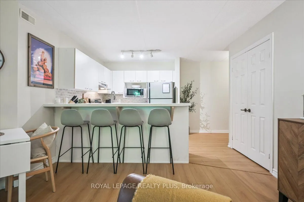 2030 Cleaver Avenue, #201