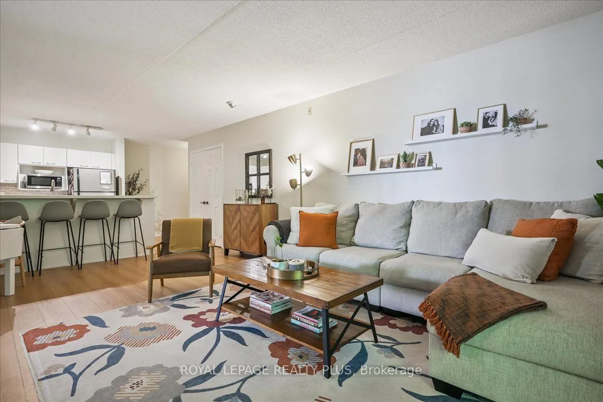 2030 Cleaver Avenue, #201