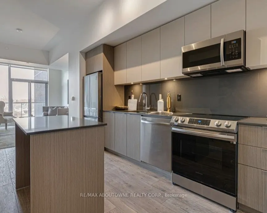 125 Bronte Road, #A0511