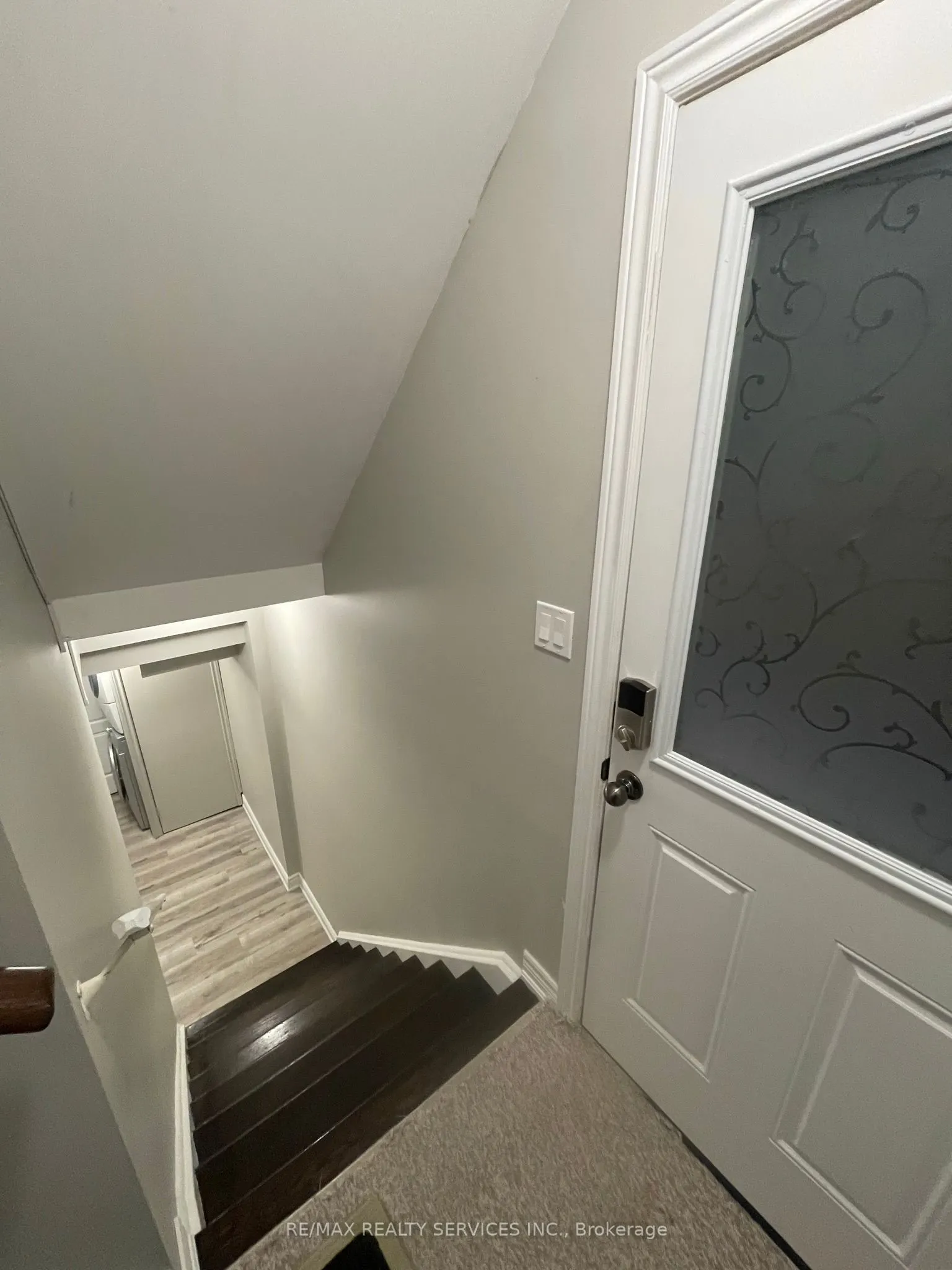 34 EBURY (Lower) Drive