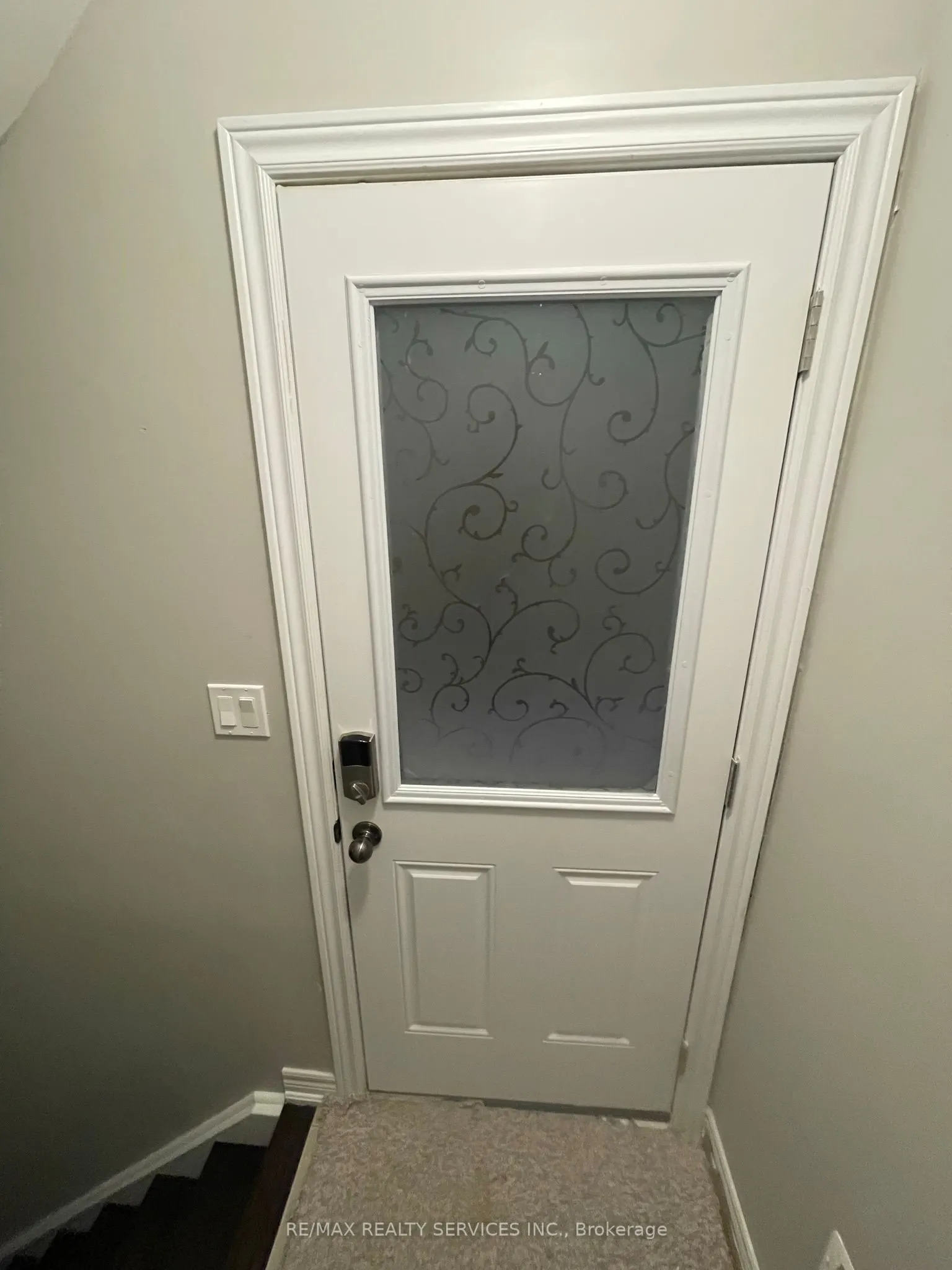 34 EBURY (Lower) Drive
